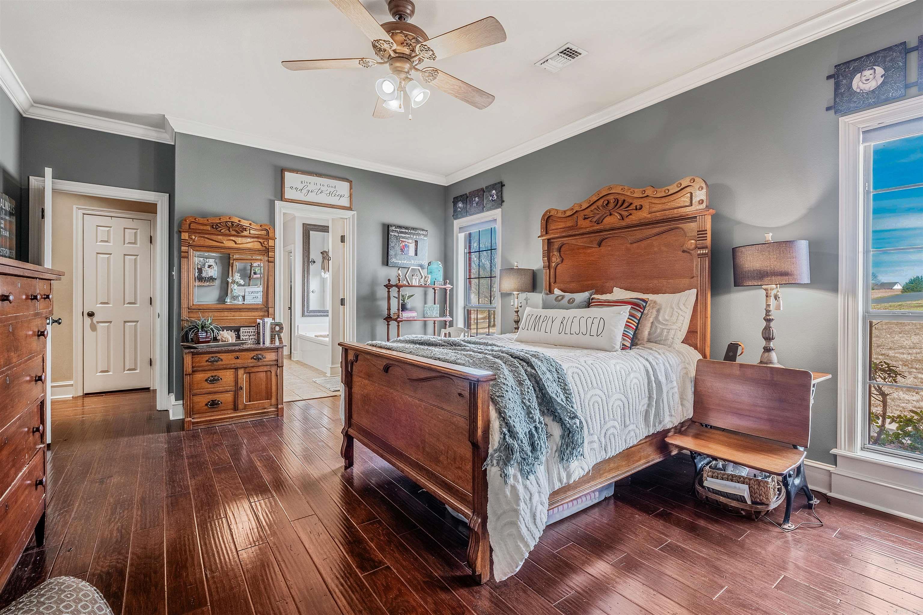 WOODRIDGE - Residential