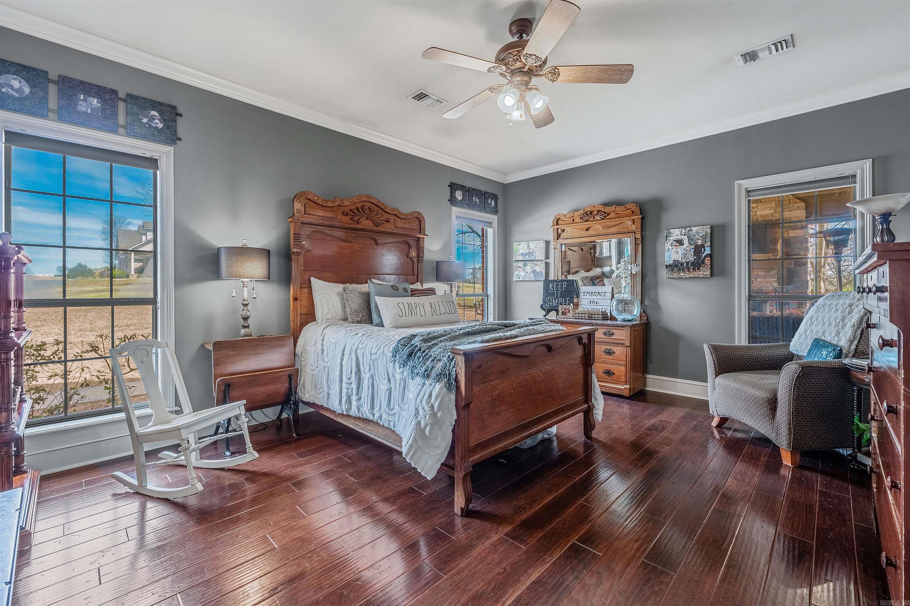 WOODRIDGE - Residential