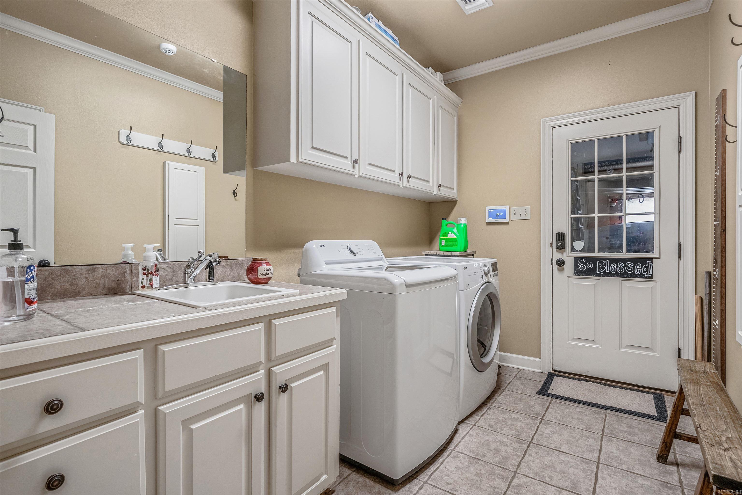 WOODRIDGE - Residential