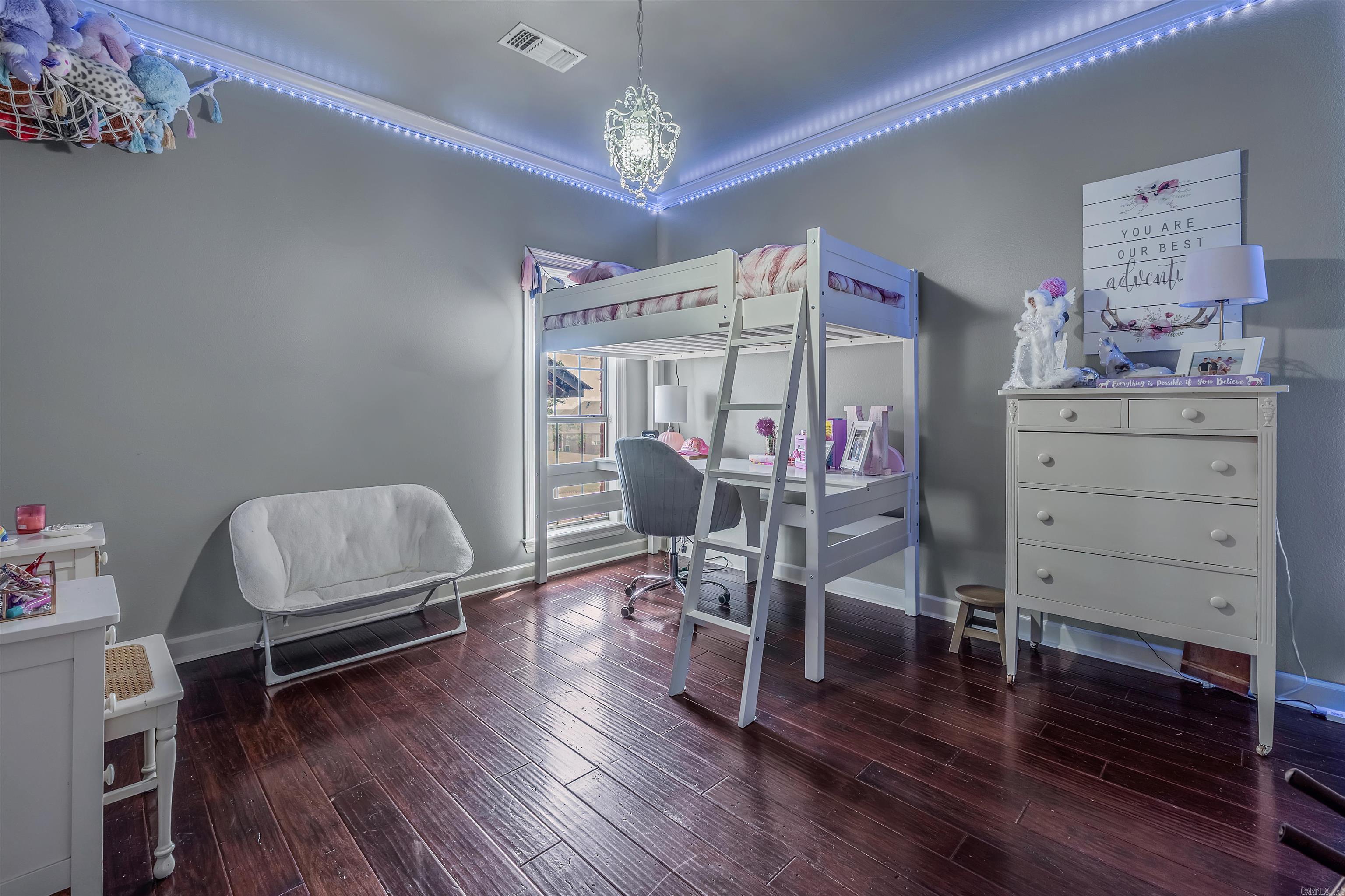 WOODRIDGE - Residential