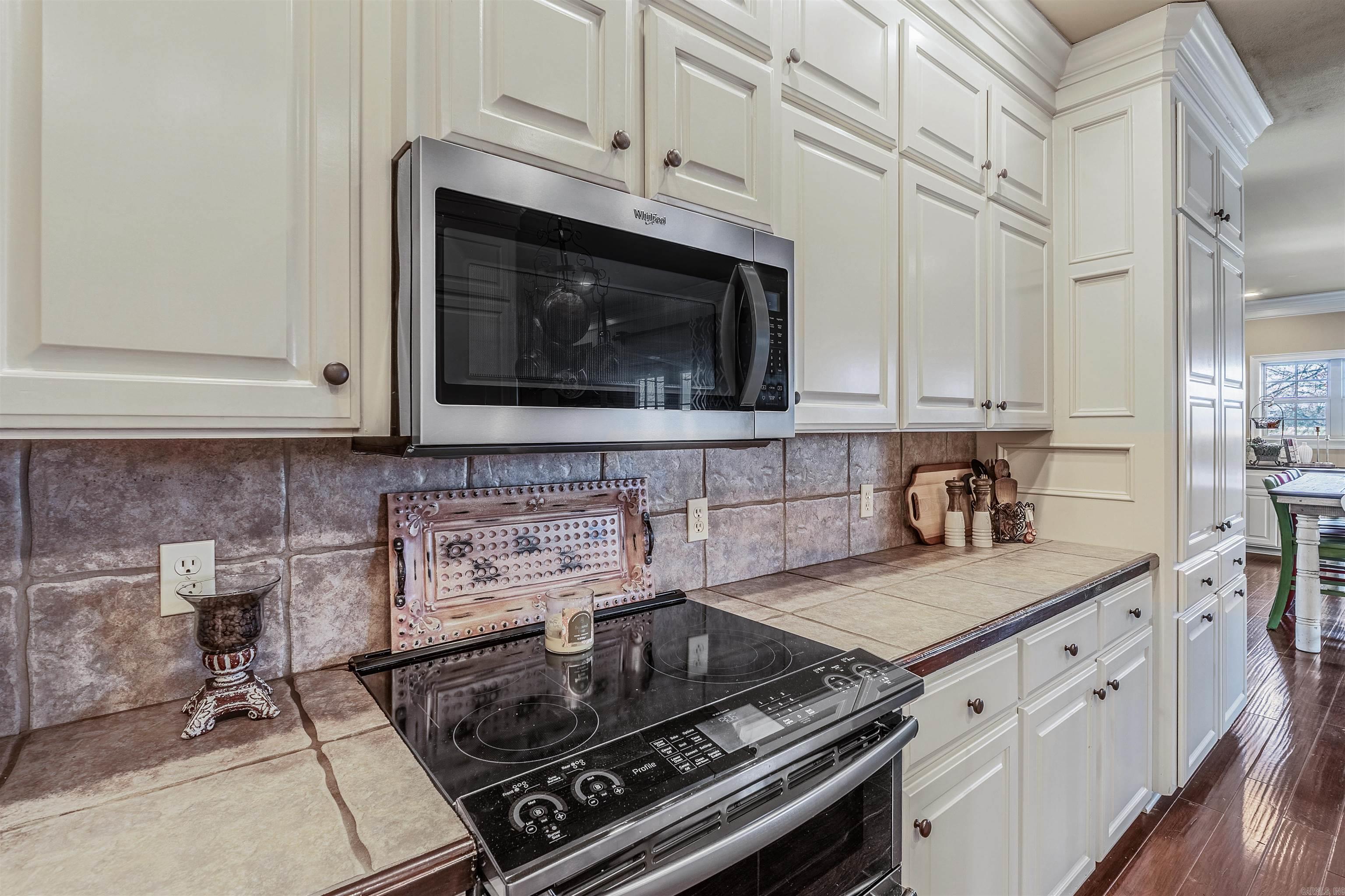 WOODRIDGE - Residential