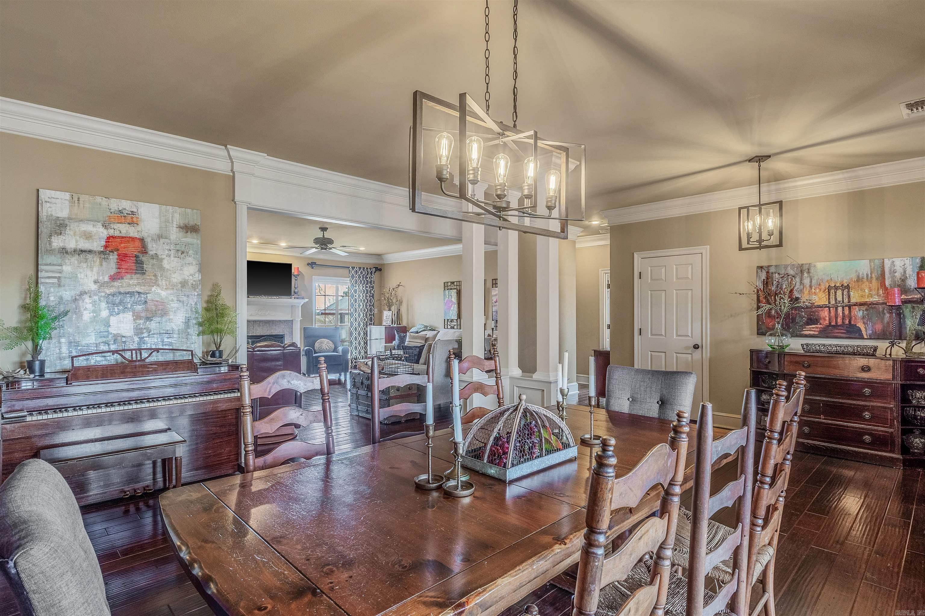 WOODRIDGE - Residential