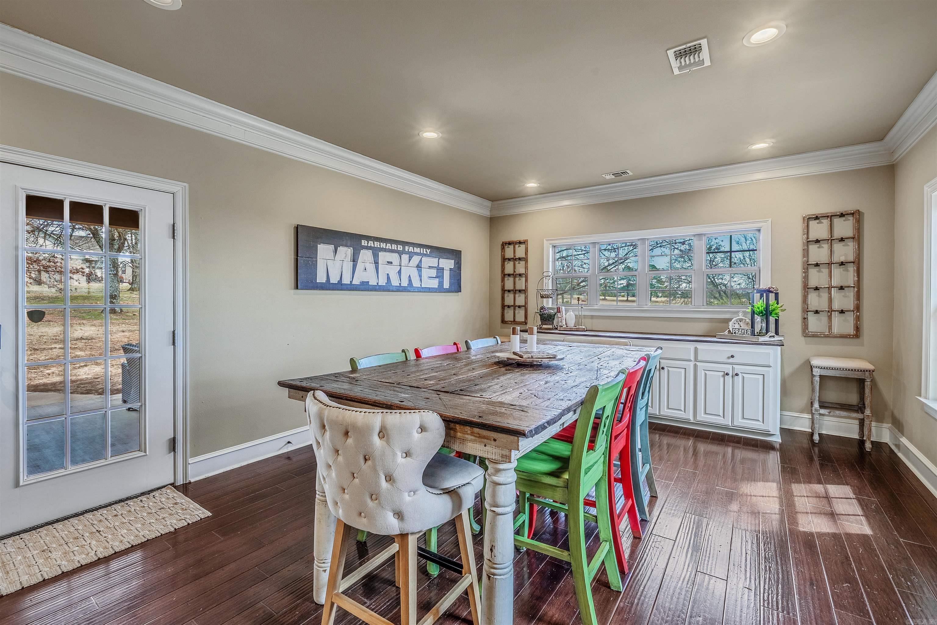 WOODRIDGE - Residential