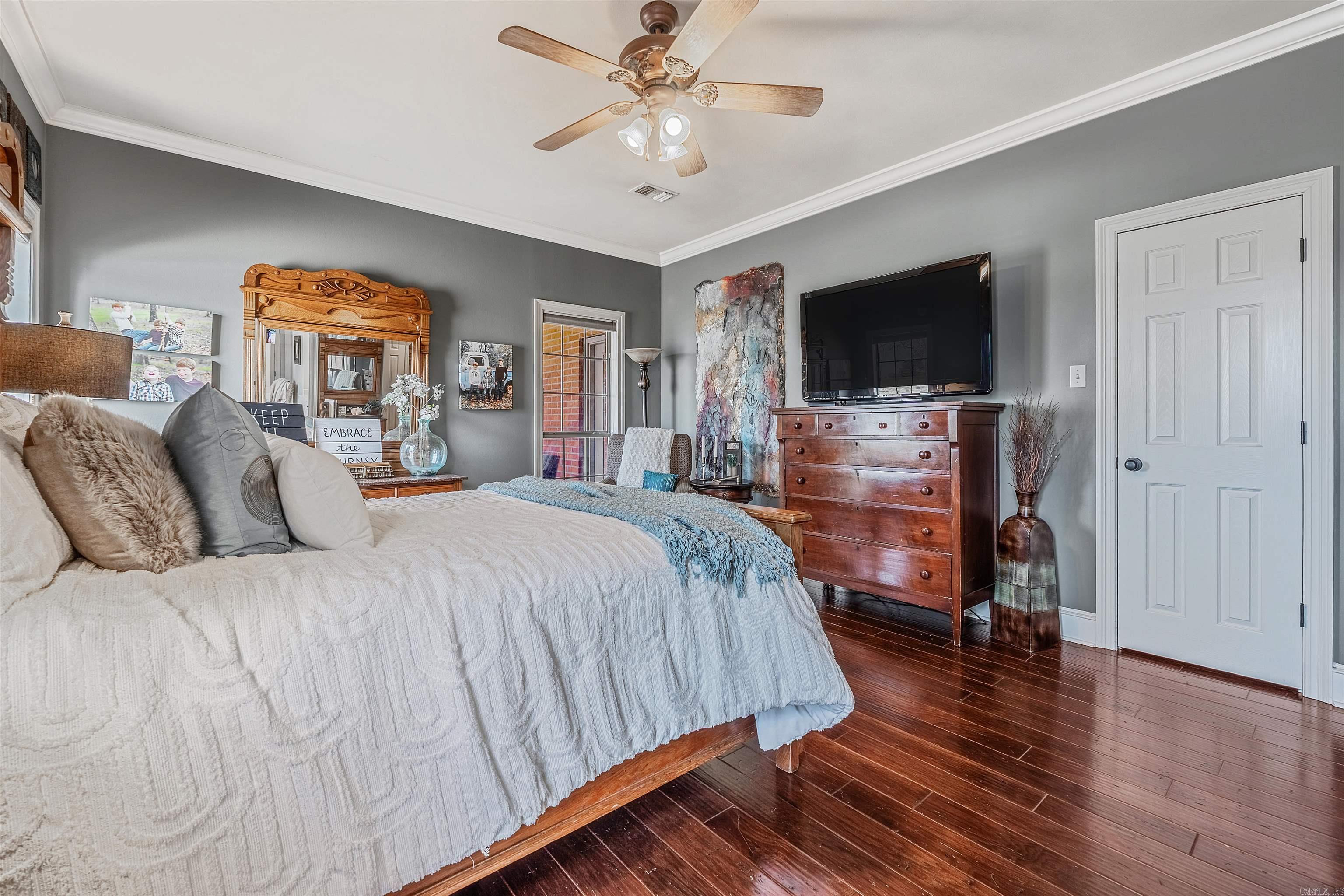 WOODRIDGE - Residential