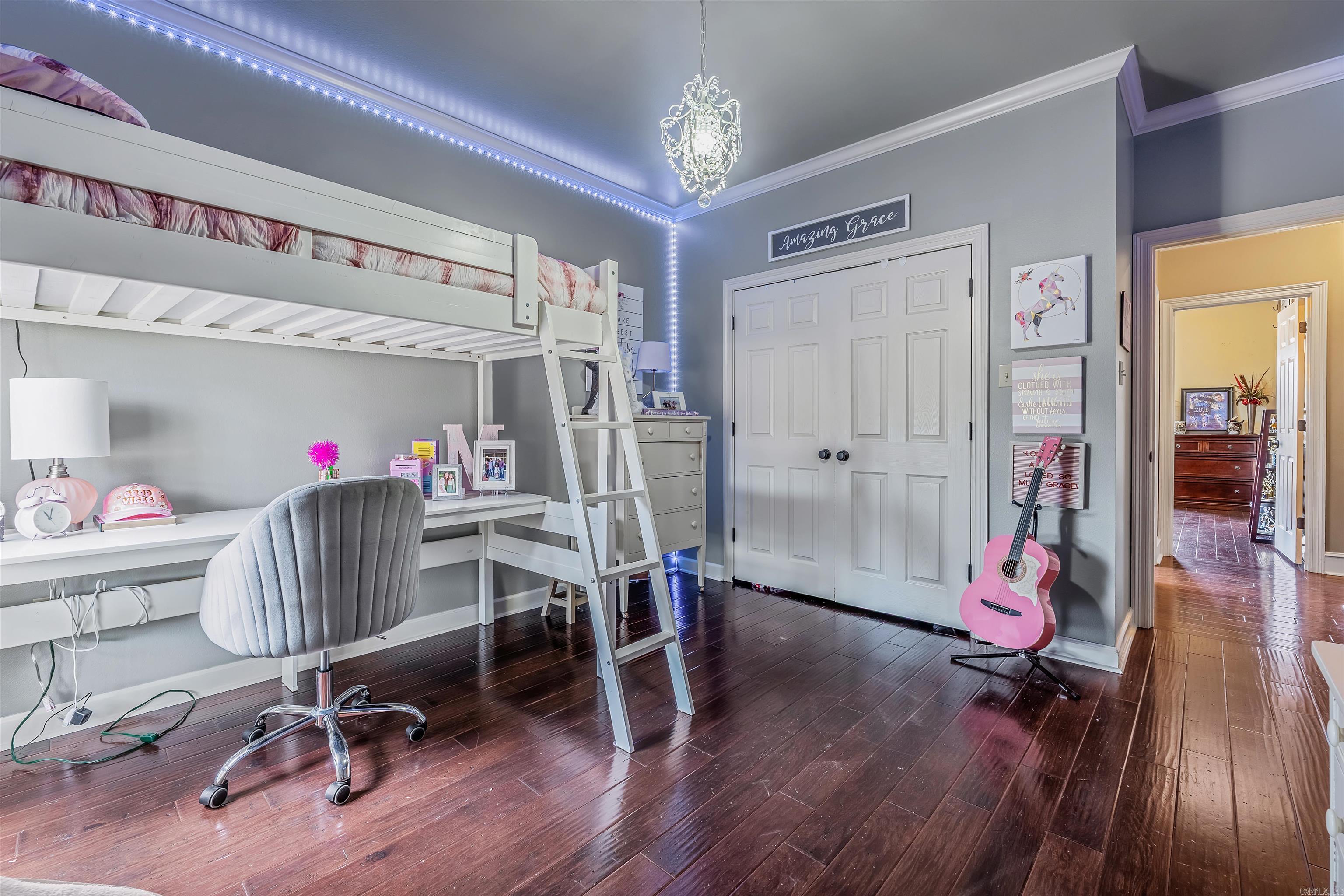 WOODRIDGE - Residential