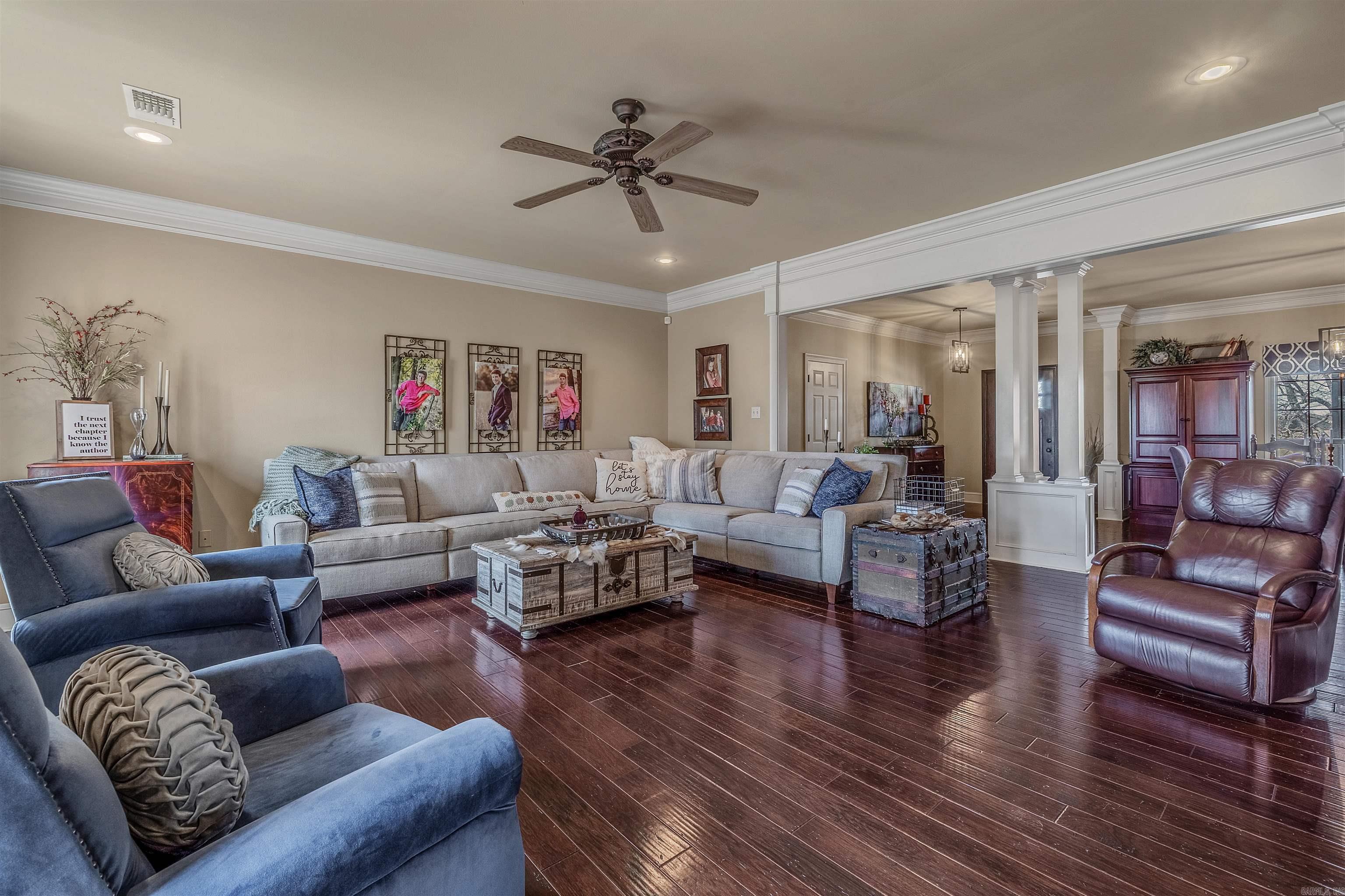 WOODRIDGE - Residential