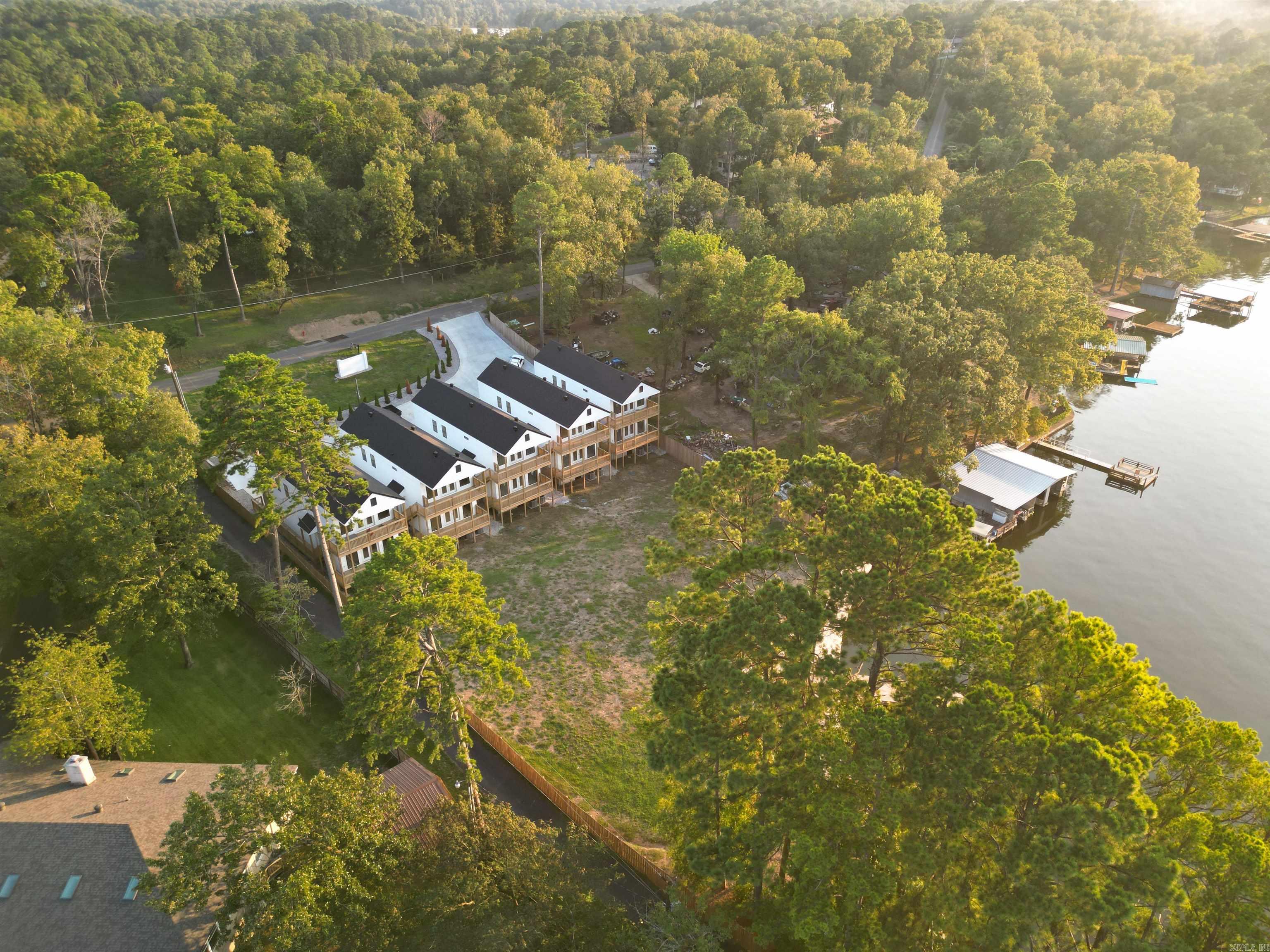 BOLL ESTATES - Residential