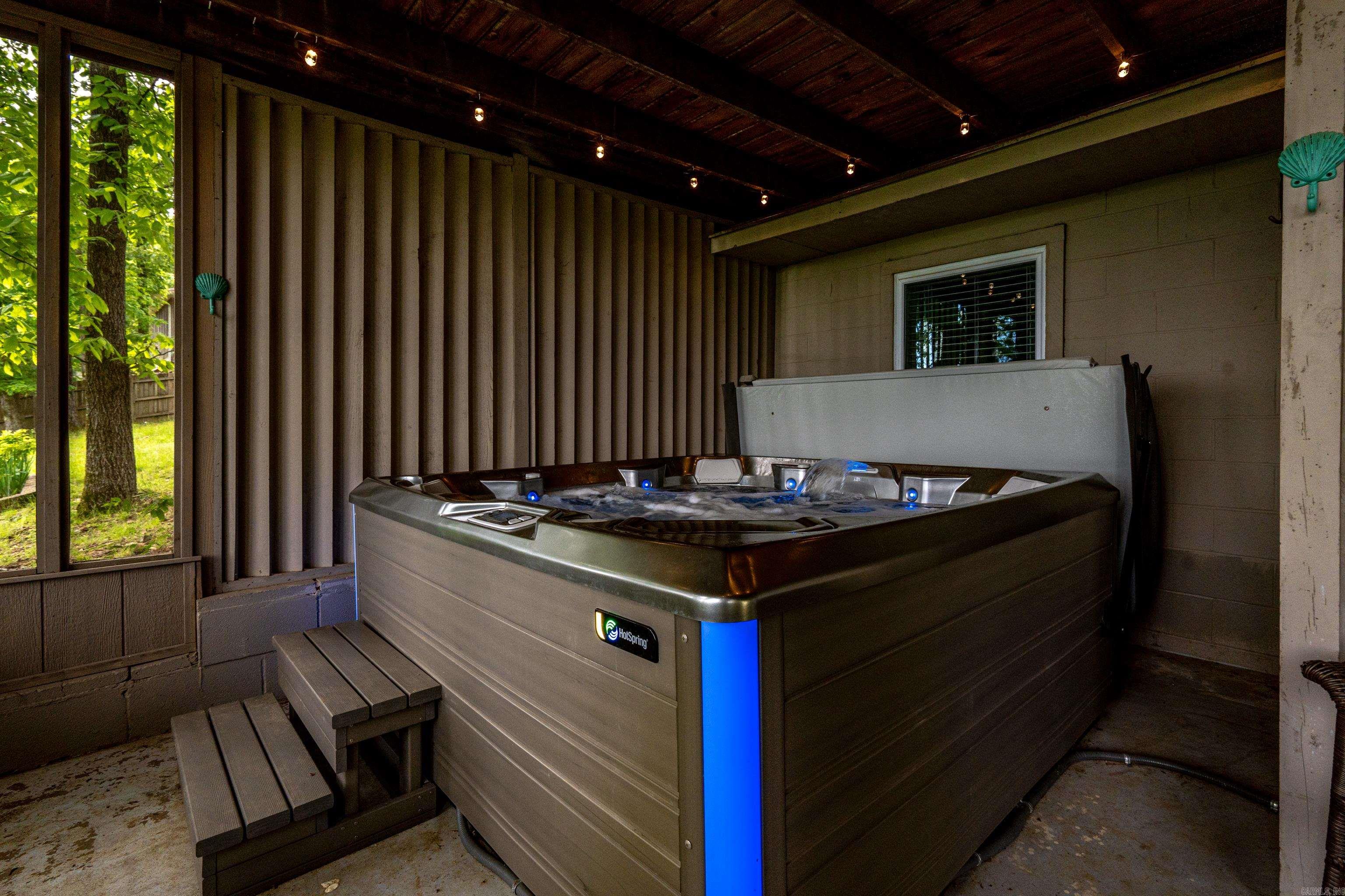 Diamondhead - Residential