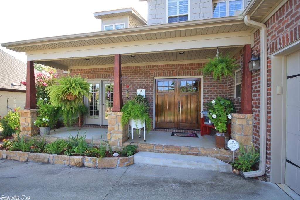 THE VILLAGES OF WELLINGTON - Residential