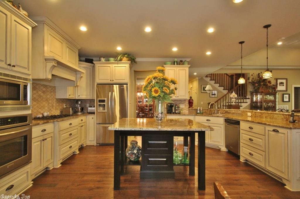 THE VILLAGES OF WELLINGTON - Residential