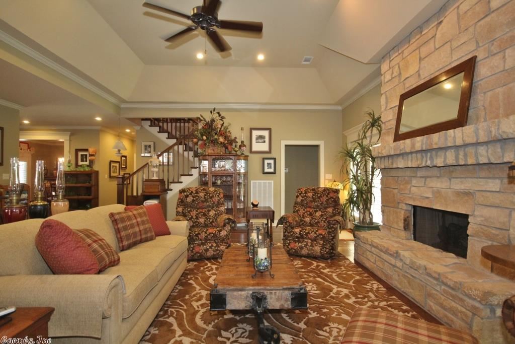 THE VILLAGES OF WELLINGTON - Residential