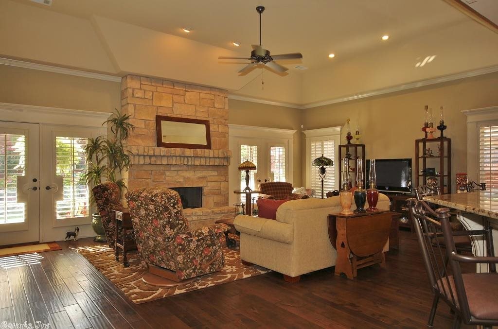 THE VILLAGES OF WELLINGTON - Residential