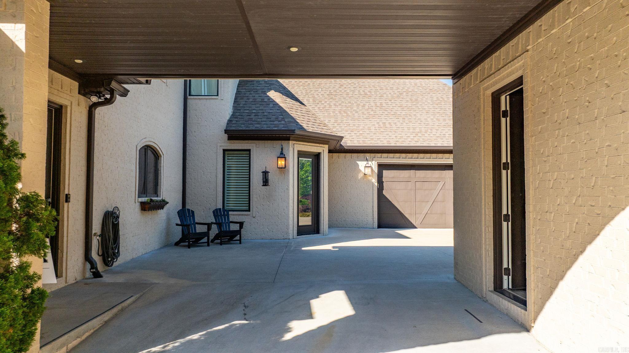 CHENAL VALLEY SOLOGNE CIRCLE - Residential