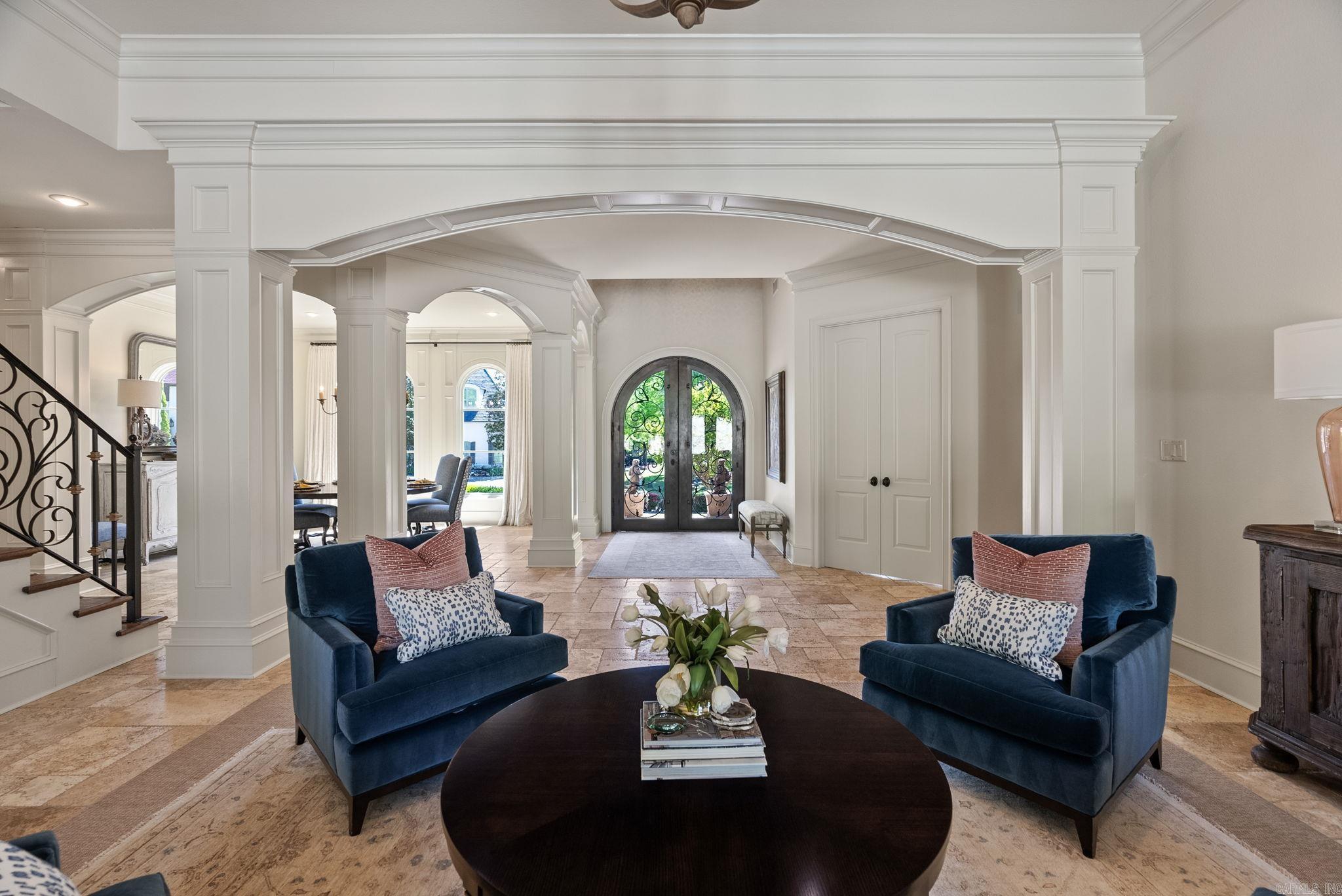 CHENAL VALLEY SOLOGNE CIRCLE - Residential