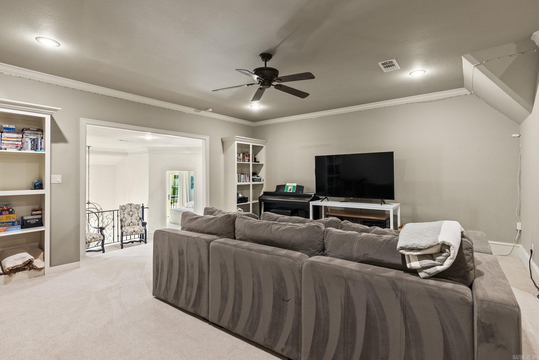 CHENAL VALLEY SOLOGNE CIRCLE - Residential