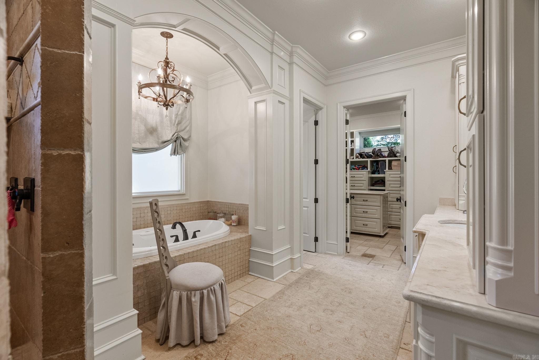 CHENAL VALLEY SOLOGNE CIRCLE - Residential