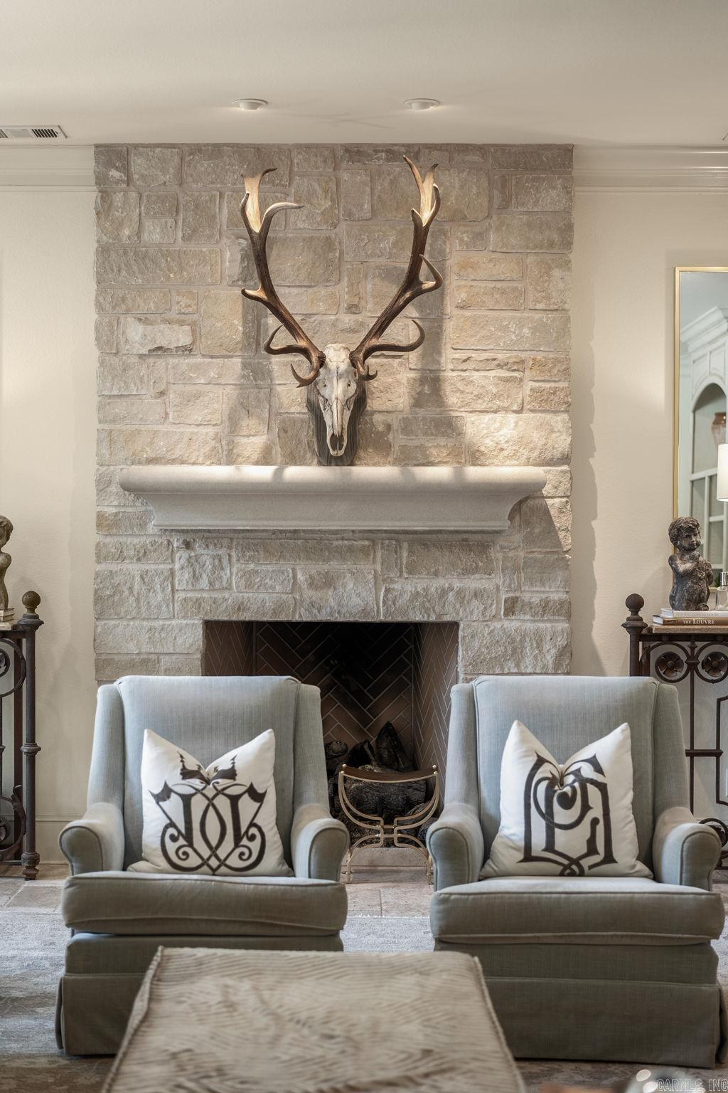 CHENAL VALLEY SOLOGNE CIRCLE - Residential