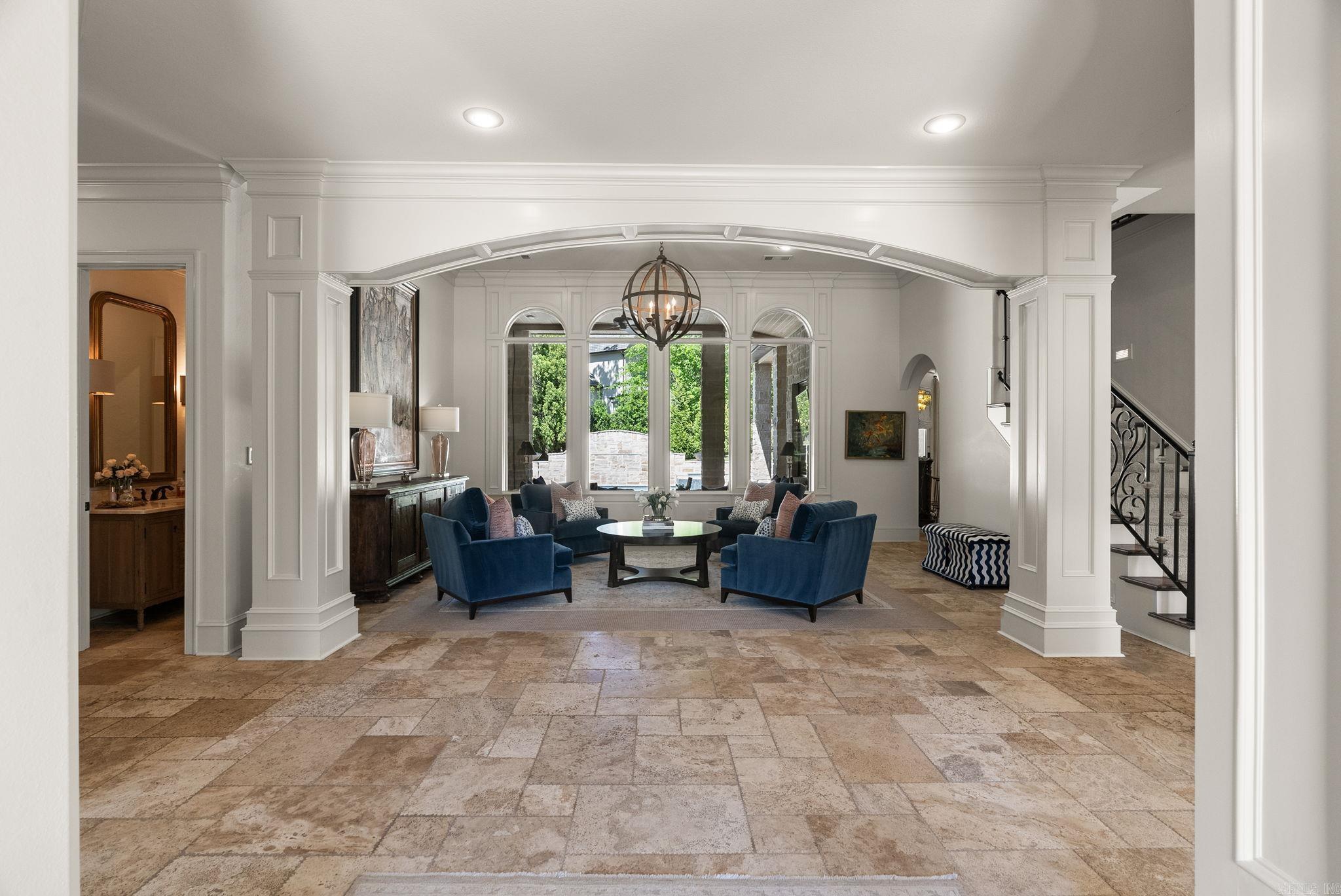 CHENAL VALLEY SOLOGNE CIRCLE - Residential