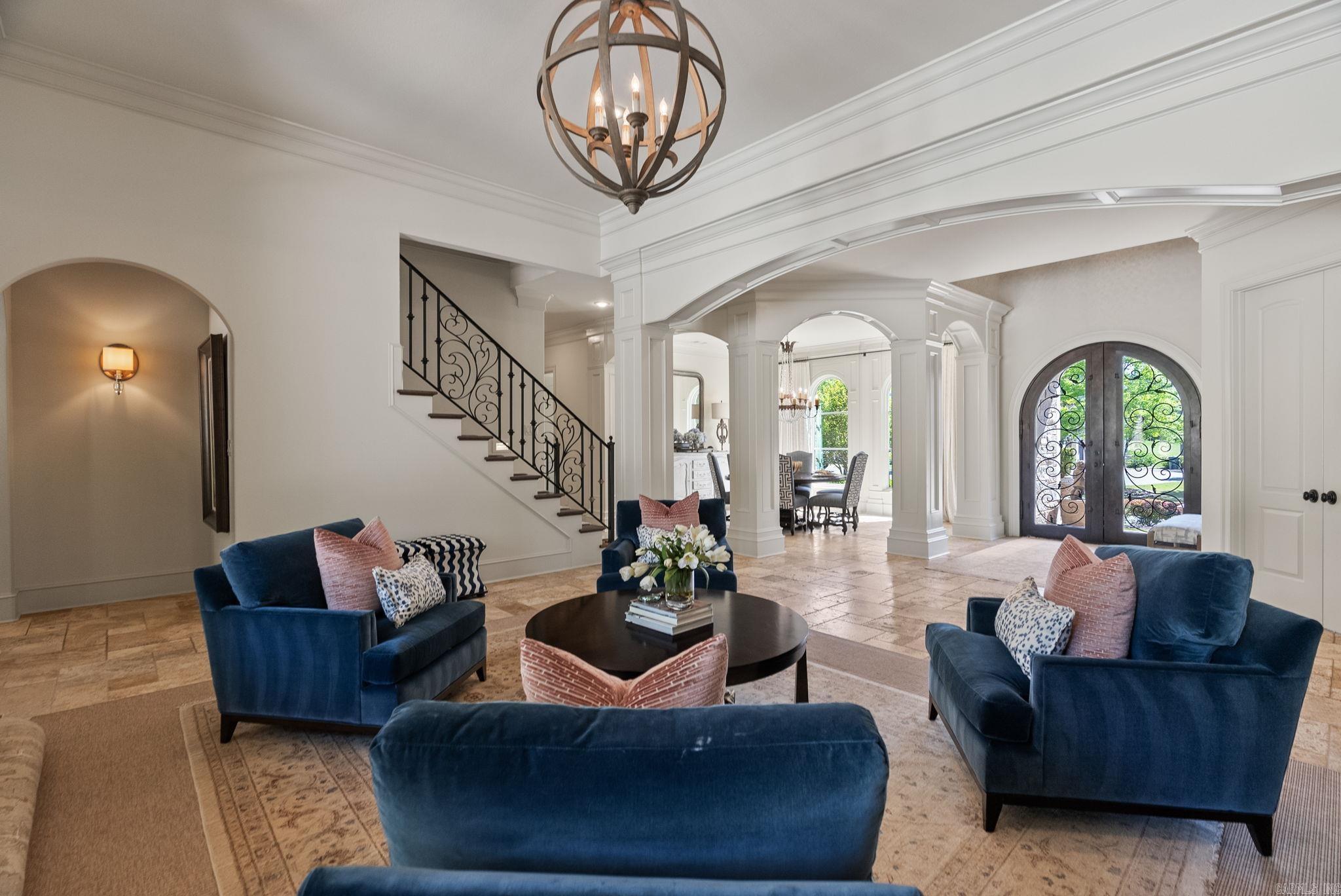 CHENAL VALLEY SOLOGNE CIRCLE - Residential