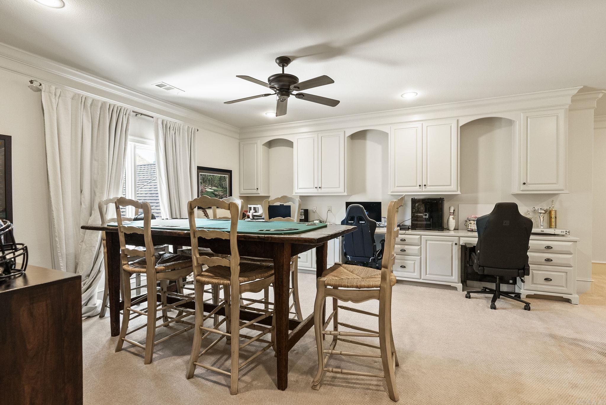 CHENAL VALLEY SOLOGNE CIRCLE - Residential