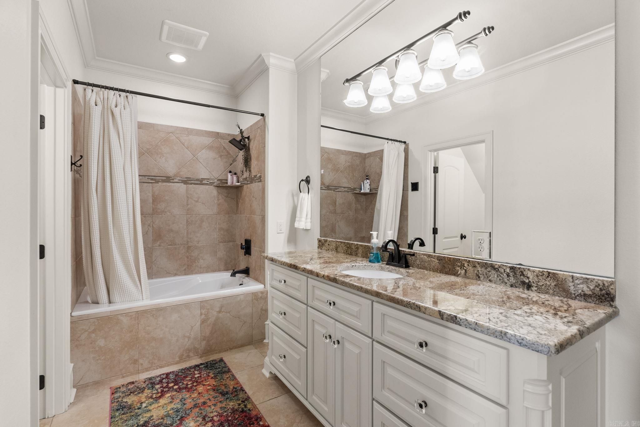 CHENAL VALLEY SOLOGNE CIRCLE - Residential