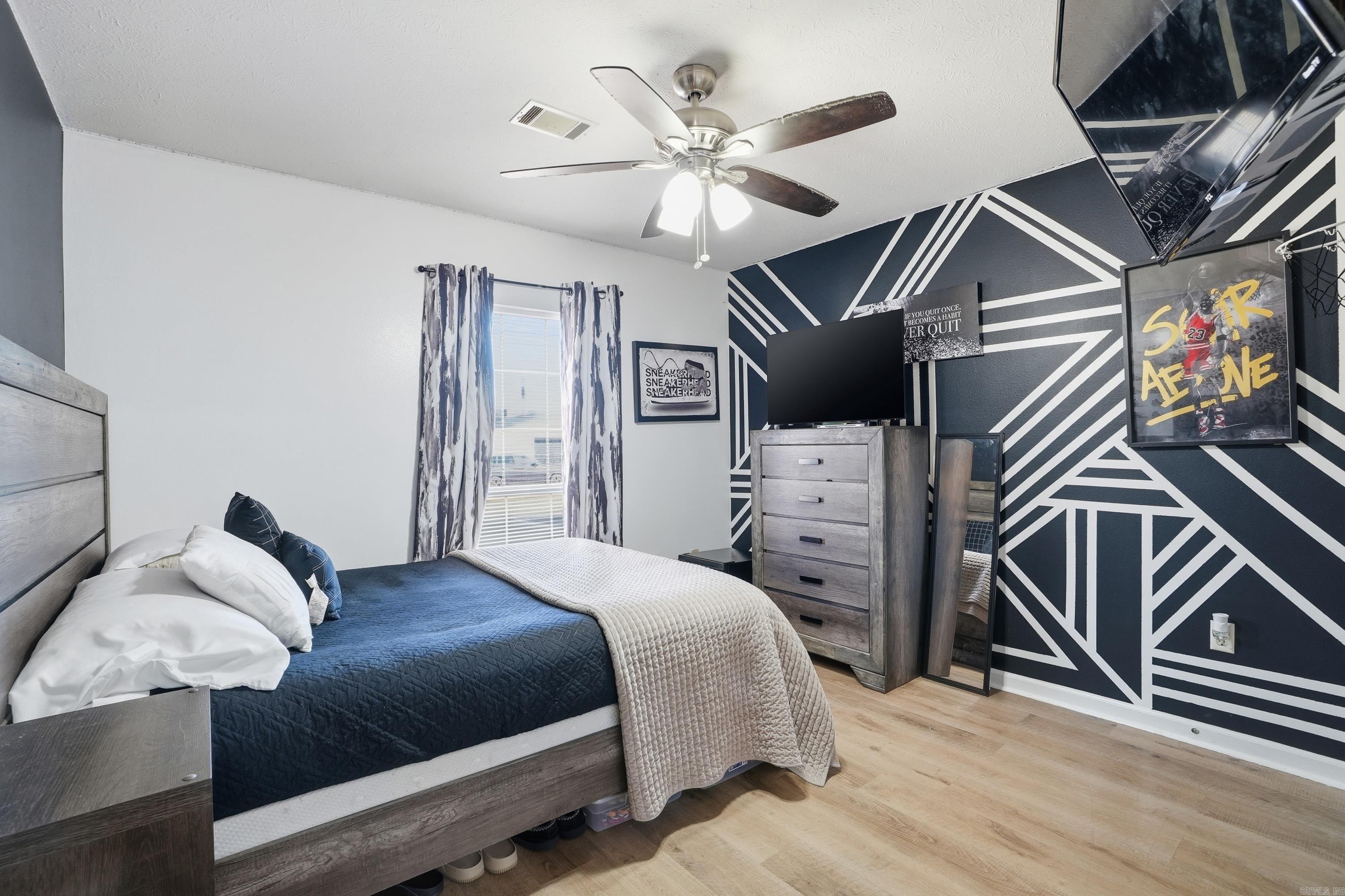 PLEASANT VALLEY - Residential