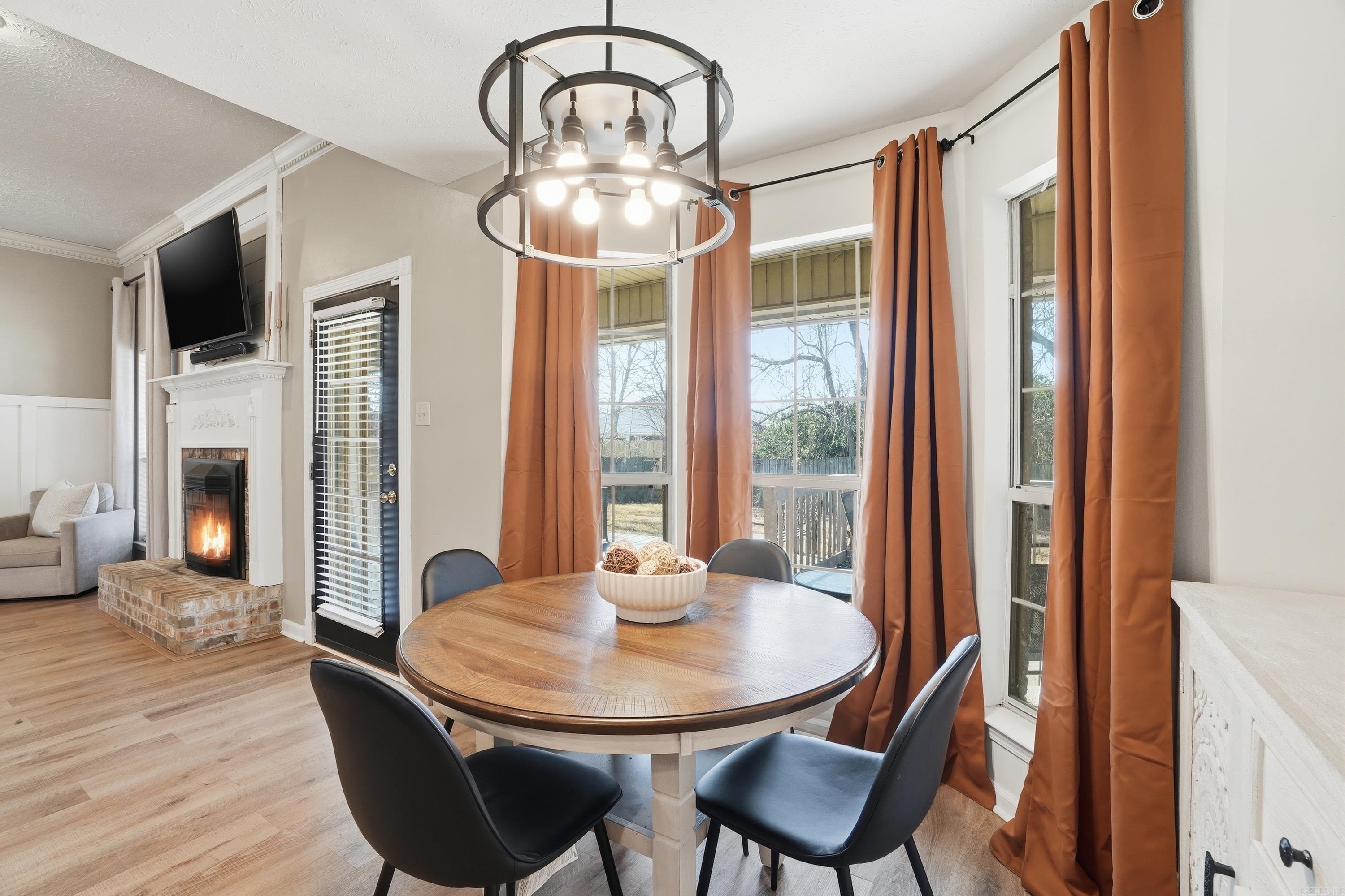 PLEASANT VALLEY - Residential