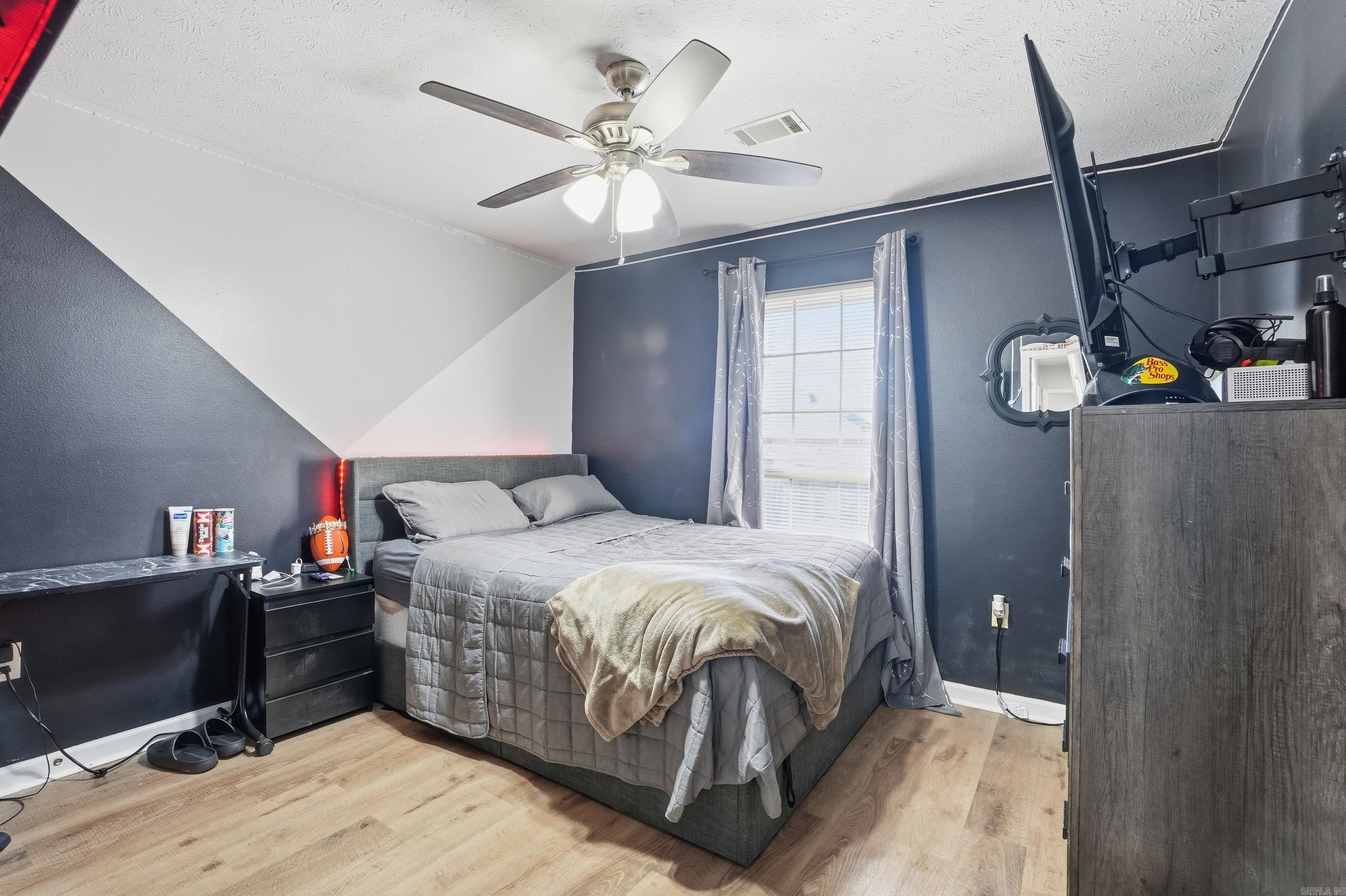 PLEASANT VALLEY - Residential