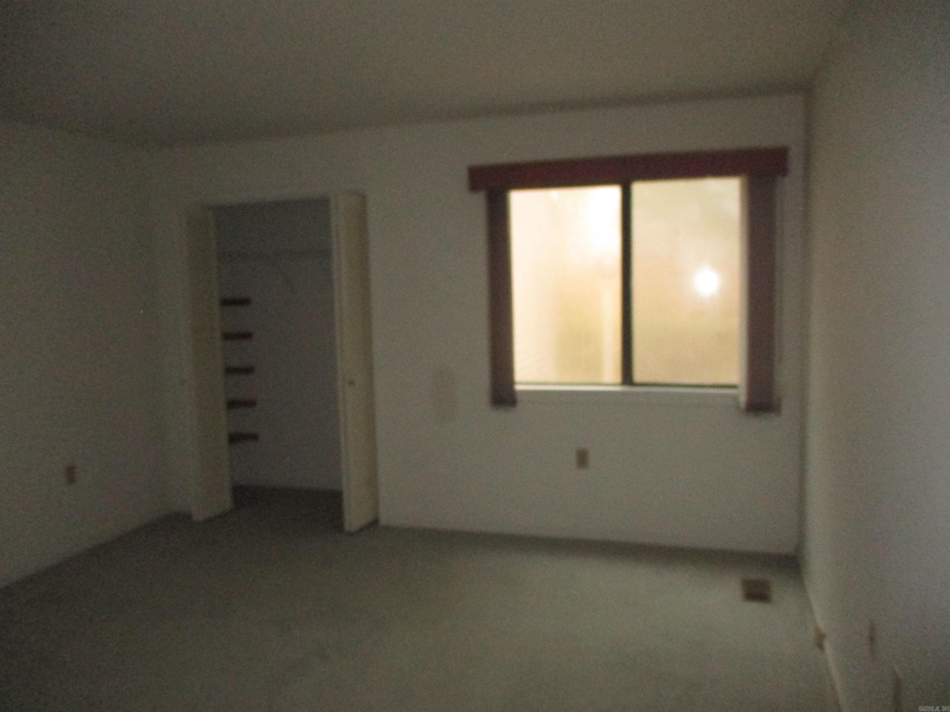 COUNTRY CLUB RIDGE - Residential