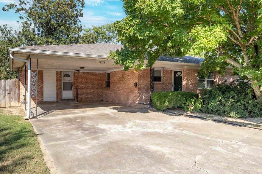 Three bed two bath home located in Midtown Little Rock.  The home has had the bathrooms remodeled recently.  A newer roof on the property.  Also, the back living area and kitchen has just had new paint and flooring installed.  There is also a whole house generator that conveys with the property that gives peace of mind while weathering an Arkansas storm. Please book your showing today!  Agents please see remarks.