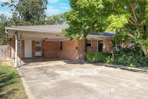 Photo of 6512 Bluebird Drive, Little Rock, AR 72205 (MLS # 25042590)