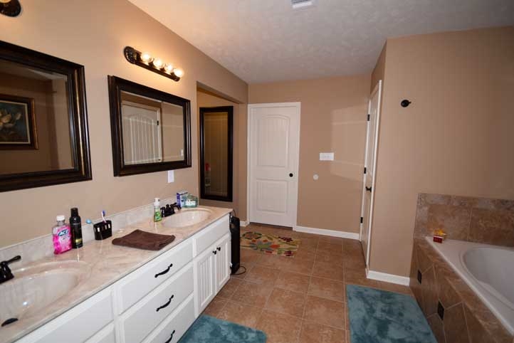 Quail Hollow - Residential