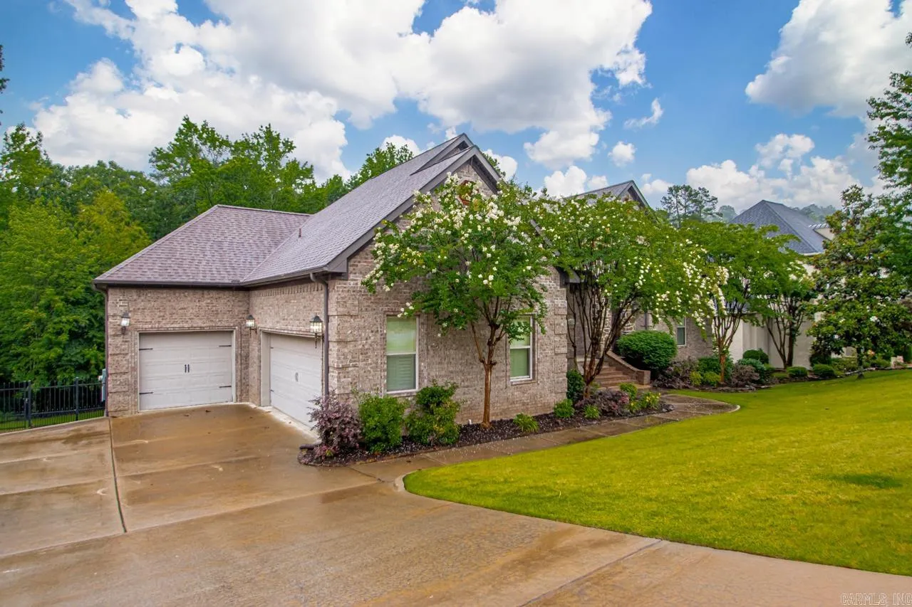 Little Rock, Arkansas 72211, United States, 4 Bedrooms Bedrooms, ,4 BathroomsBathrooms,Residential,Active,138692