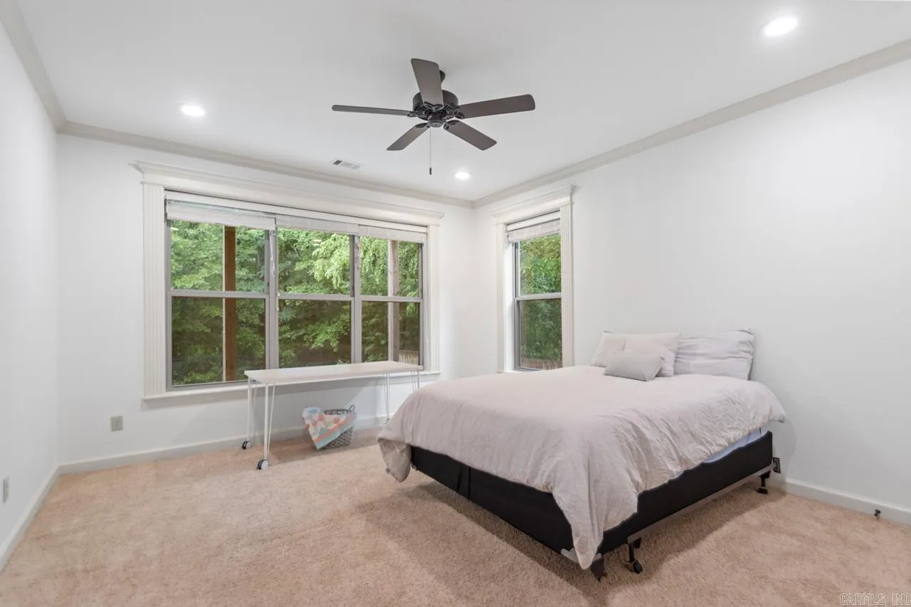 Little Rock, Arkansas 72211, United States, 4 Bedrooms Bedrooms, ,4 BathroomsBathrooms,Residential,Active,138692