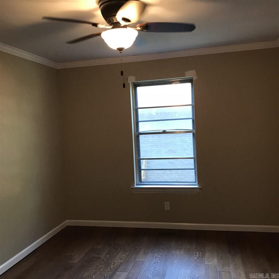 Country Club Park - Residential Lease