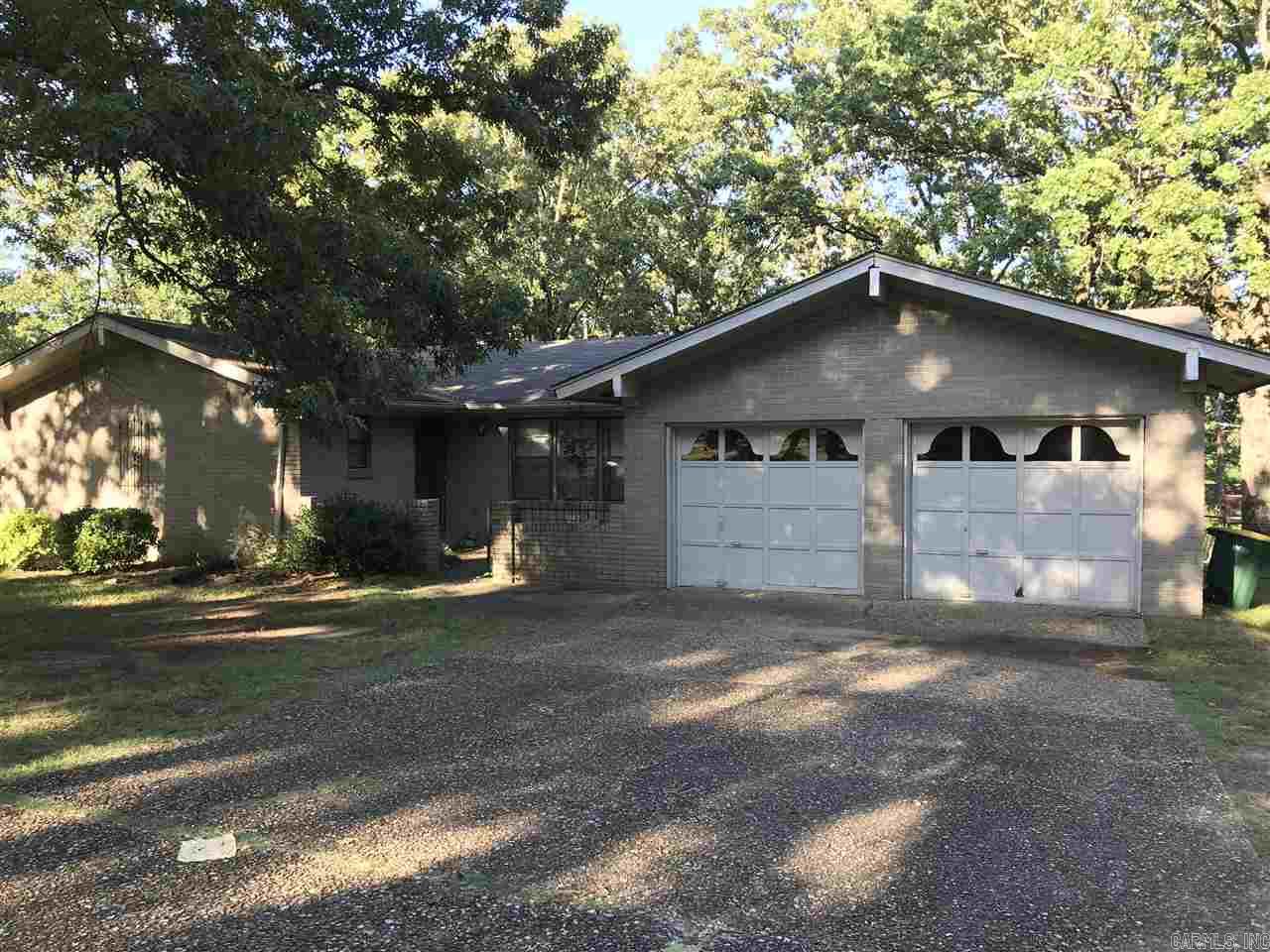 Country Club Park - Residential Lease