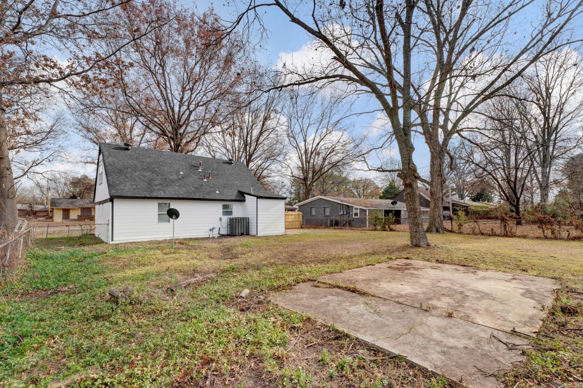 Holiday Gardens - Residential