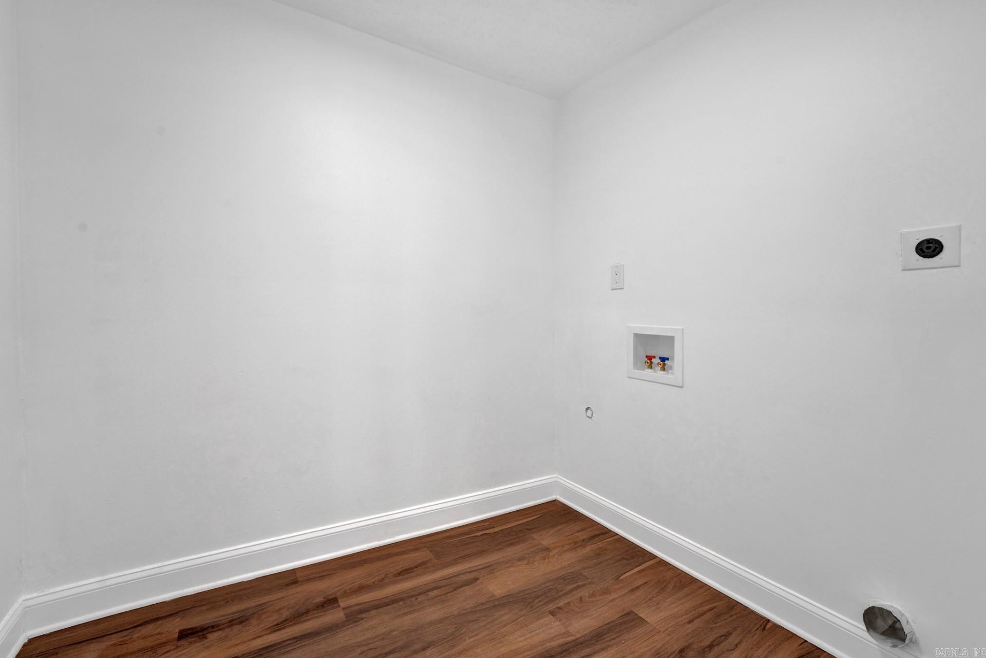 Holiday Gardens - Residential