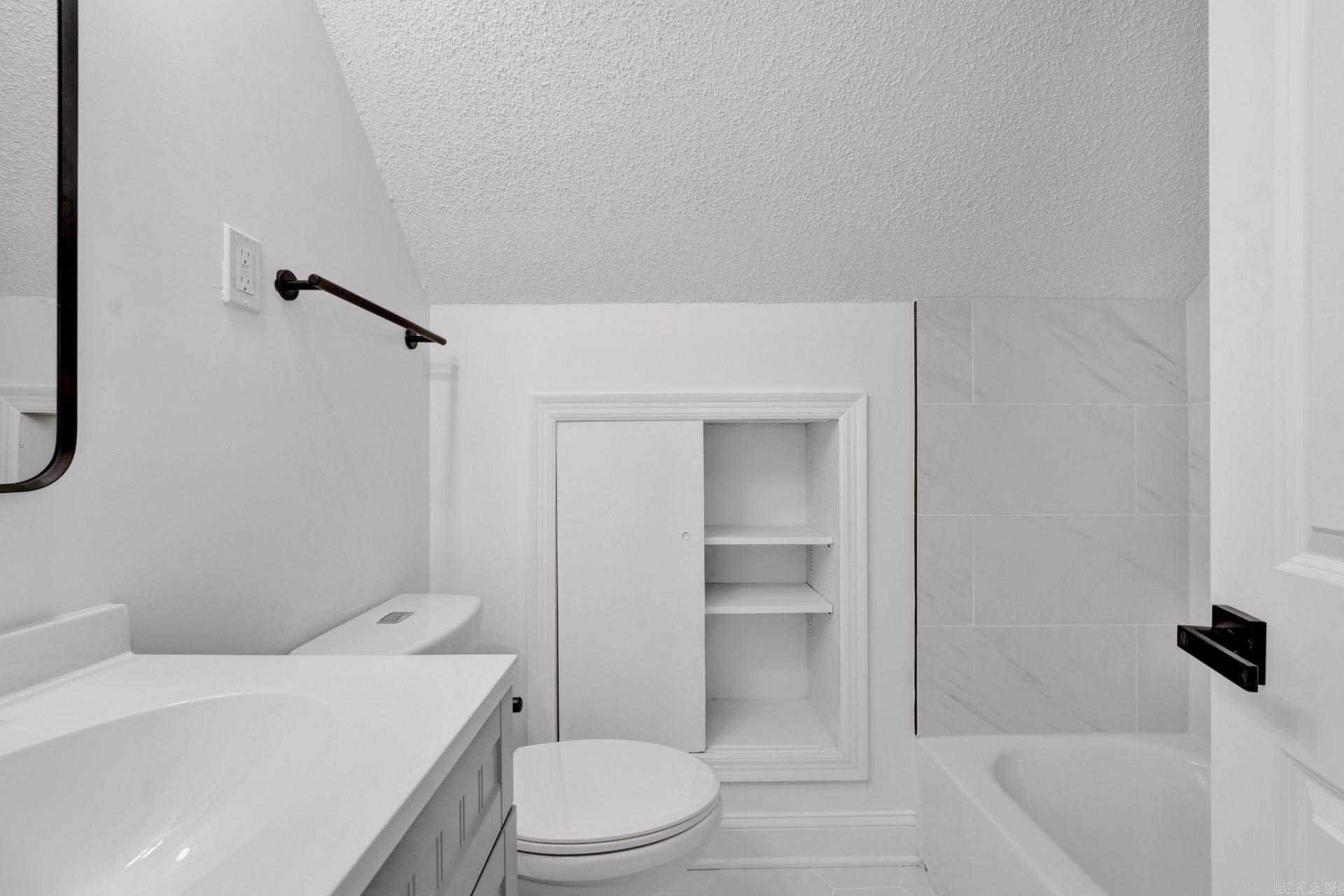 Holiday Gardens - Residential