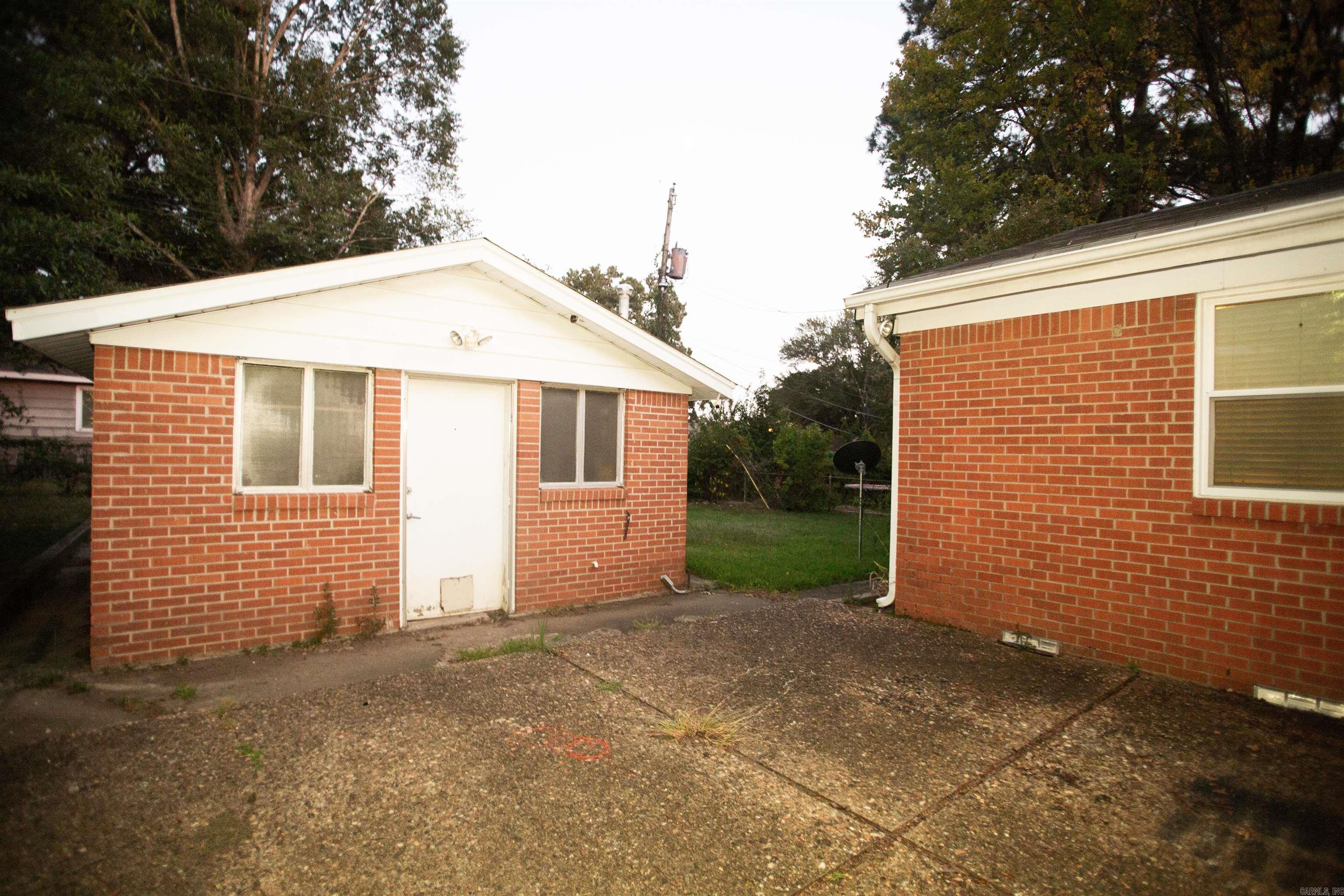 College Terrace - Residential Lease