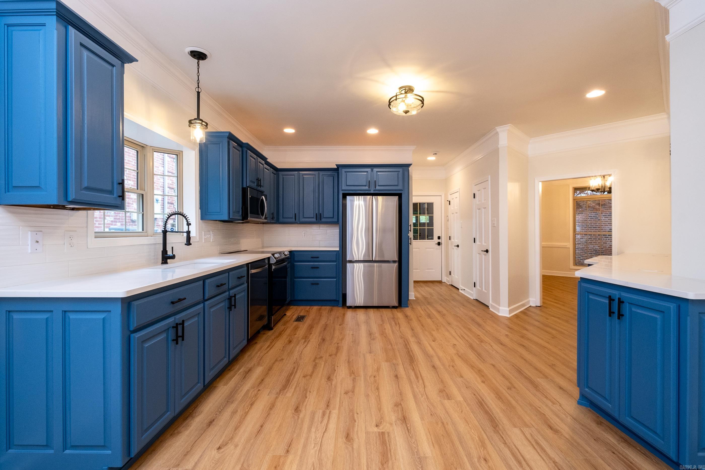 CHENAL VALLEY DUQUESNE COMMUNITY - Residential