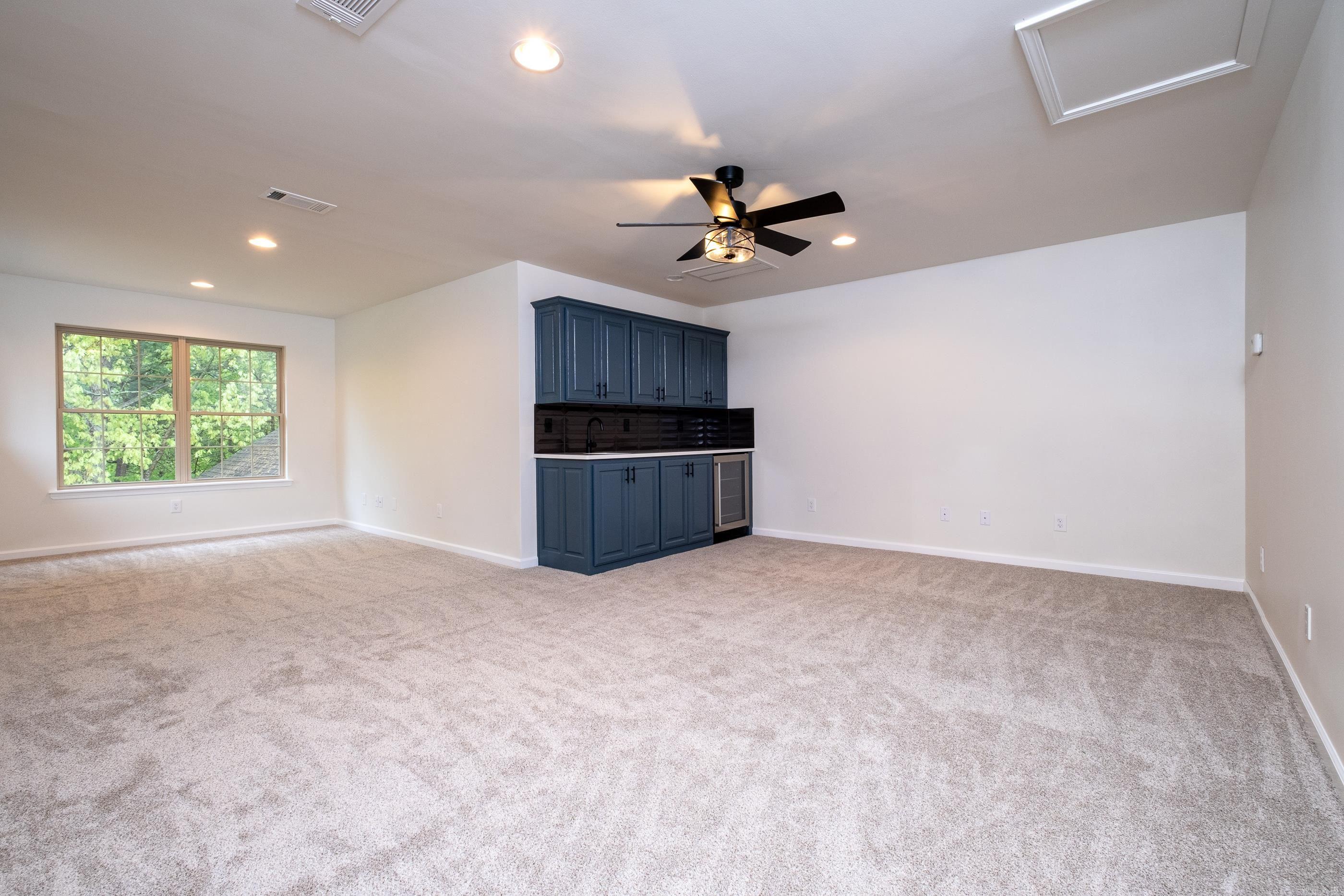 CHENAL VALLEY DUQUESNE COMMUNITY - Residential