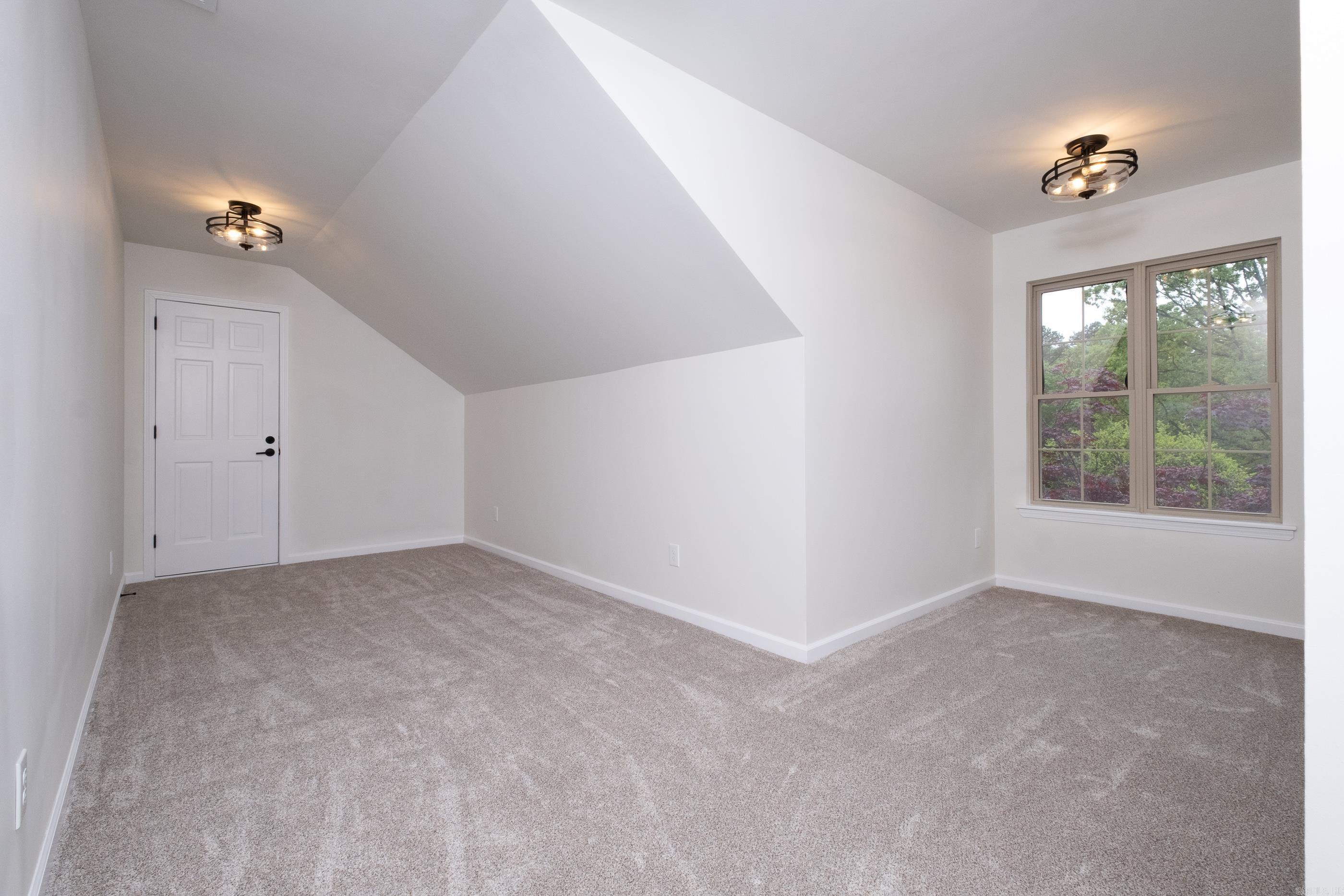 CHENAL VALLEY DUQUESNE COMMUNITY - Residential