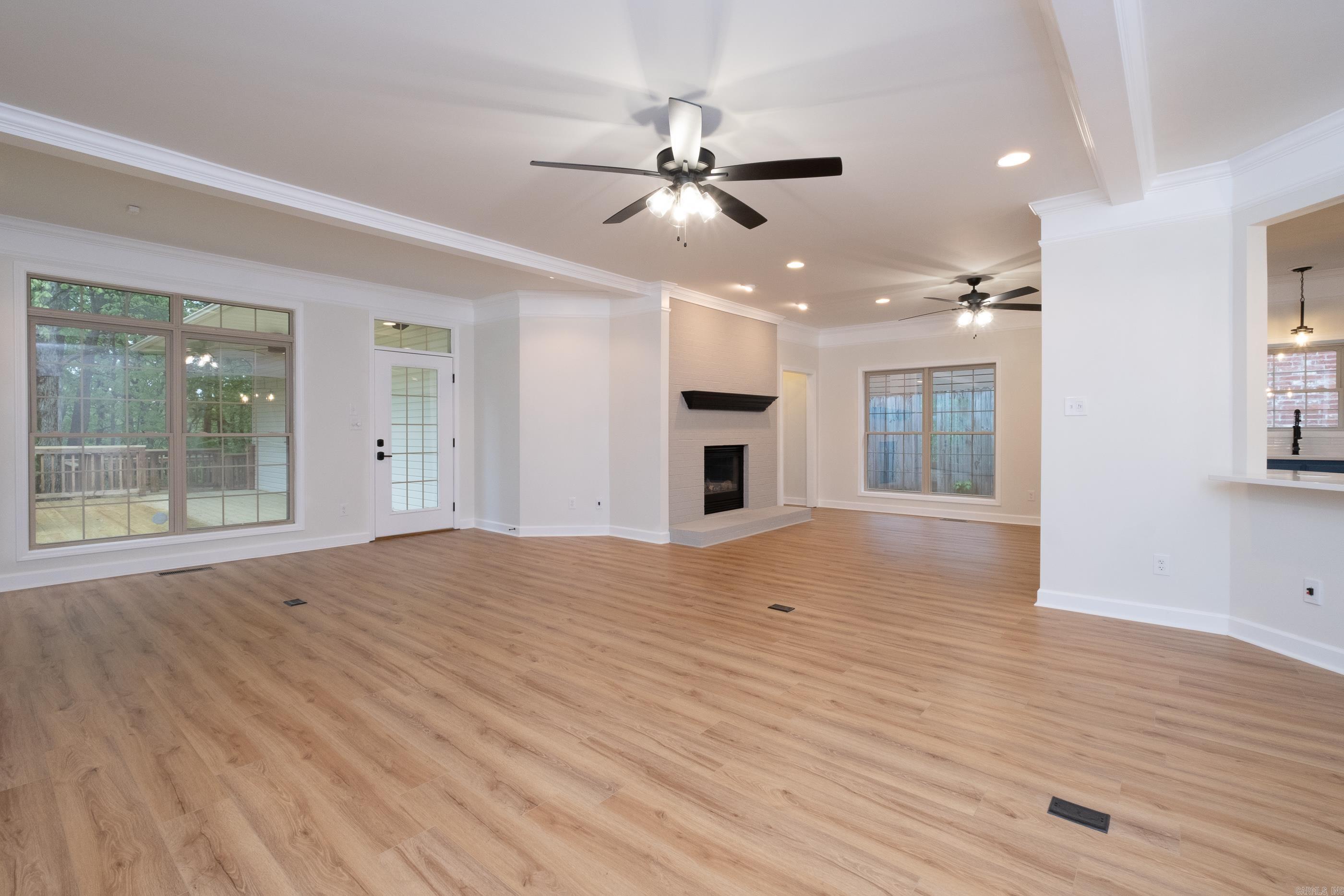 CHENAL VALLEY DUQUESNE COMMUNITY - Residential