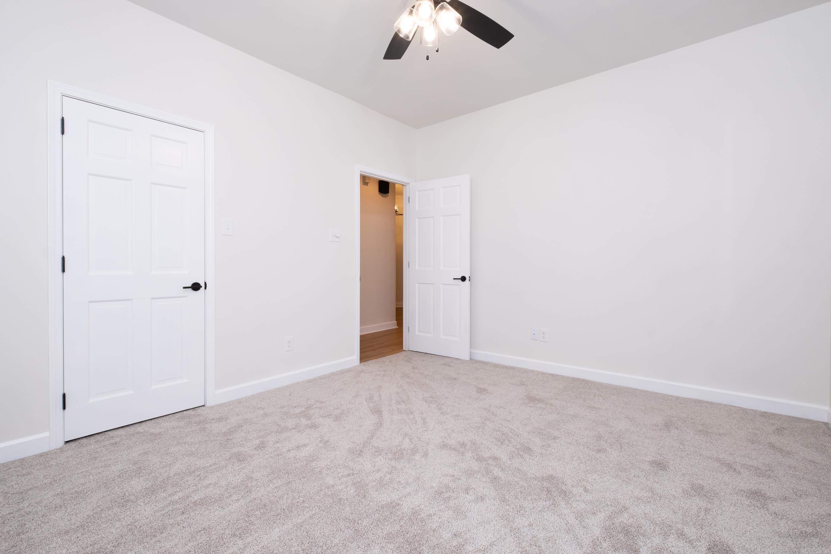 CHENAL VALLEY DUQUESNE COMMUNITY - Residential