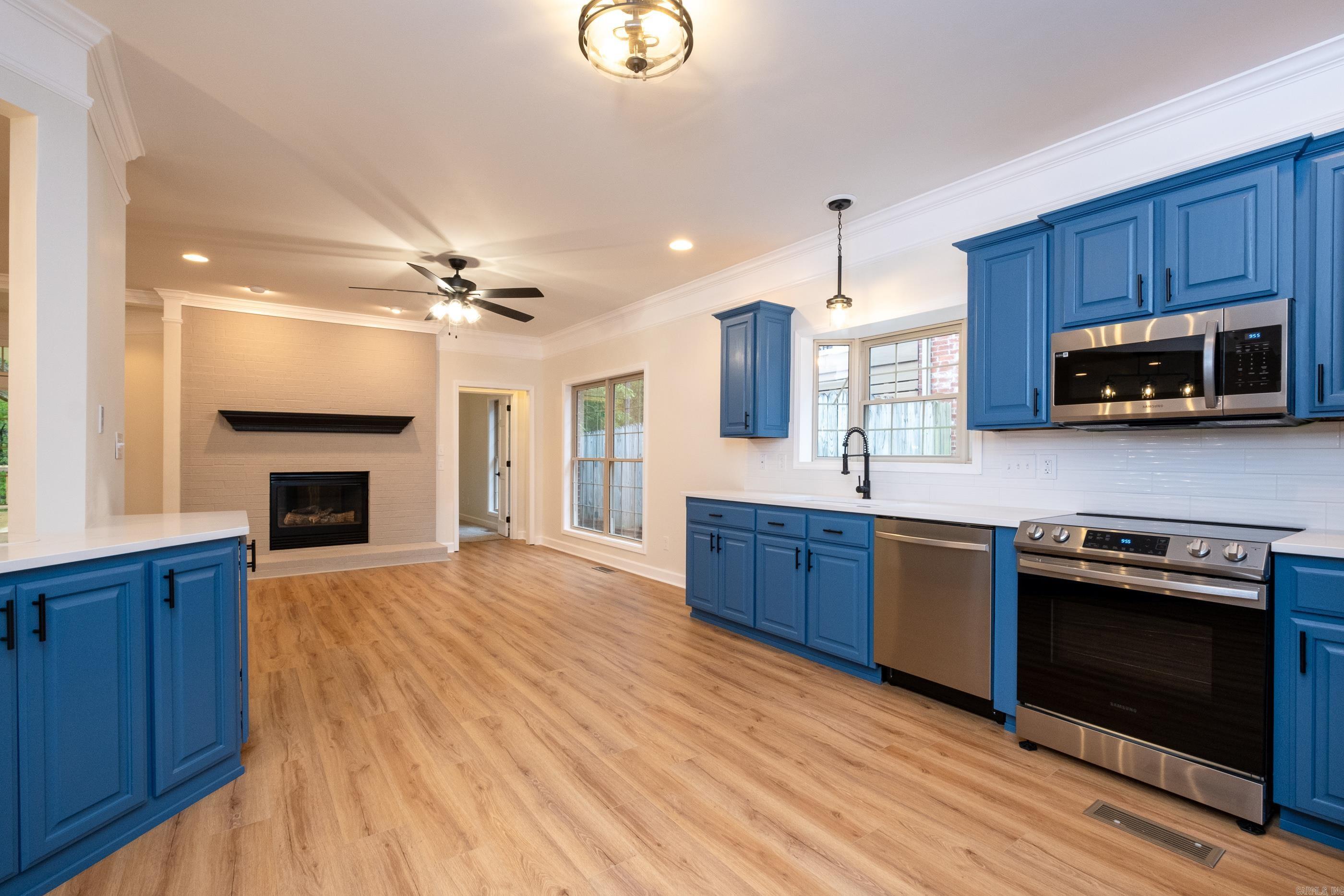 CHENAL VALLEY DUQUESNE COMMUNITY - Residential