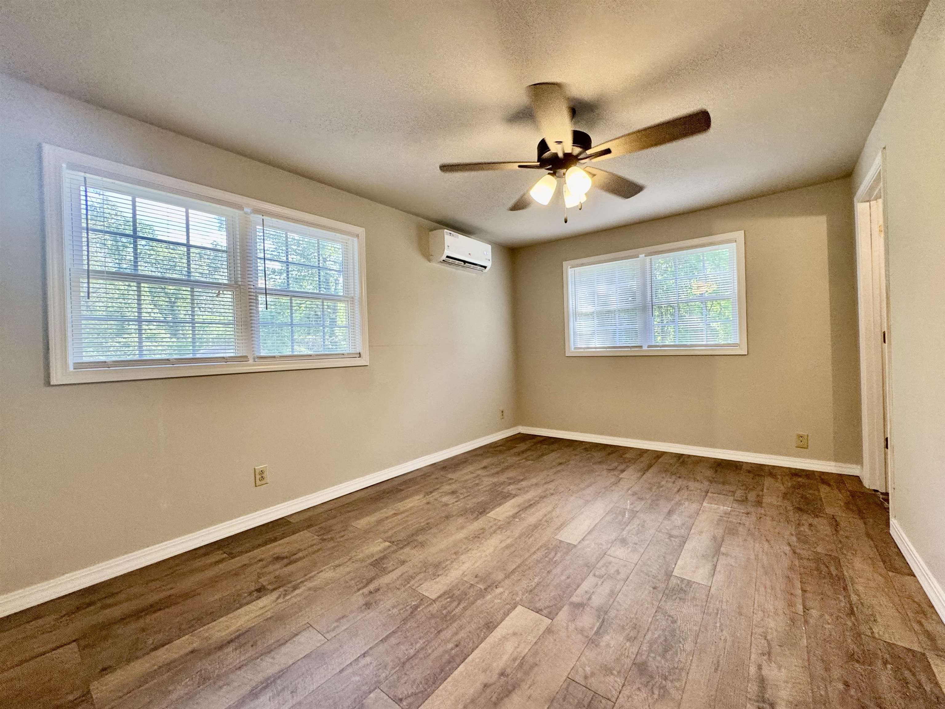 EIGHTH - Residential