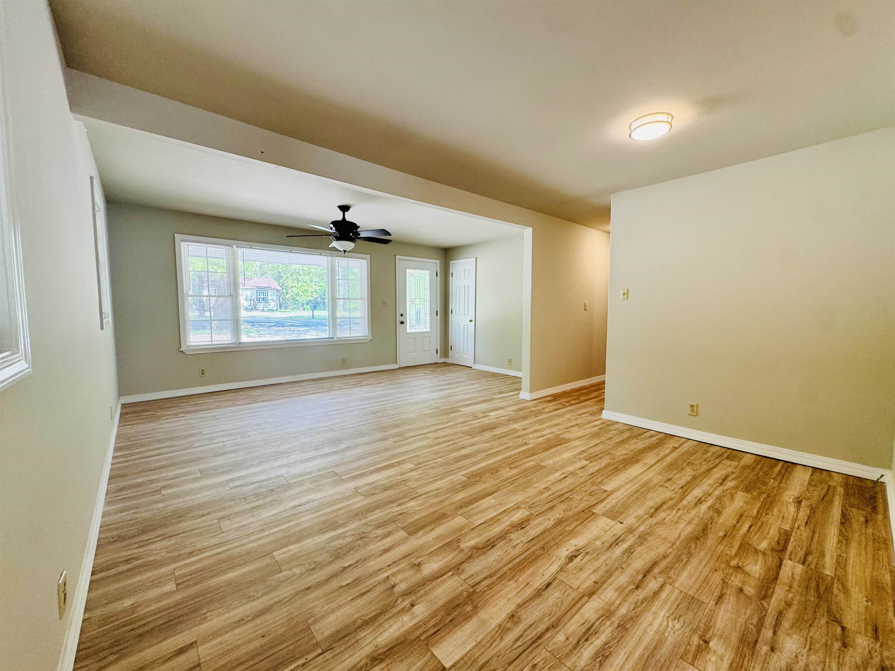 EIGHTH - Residential