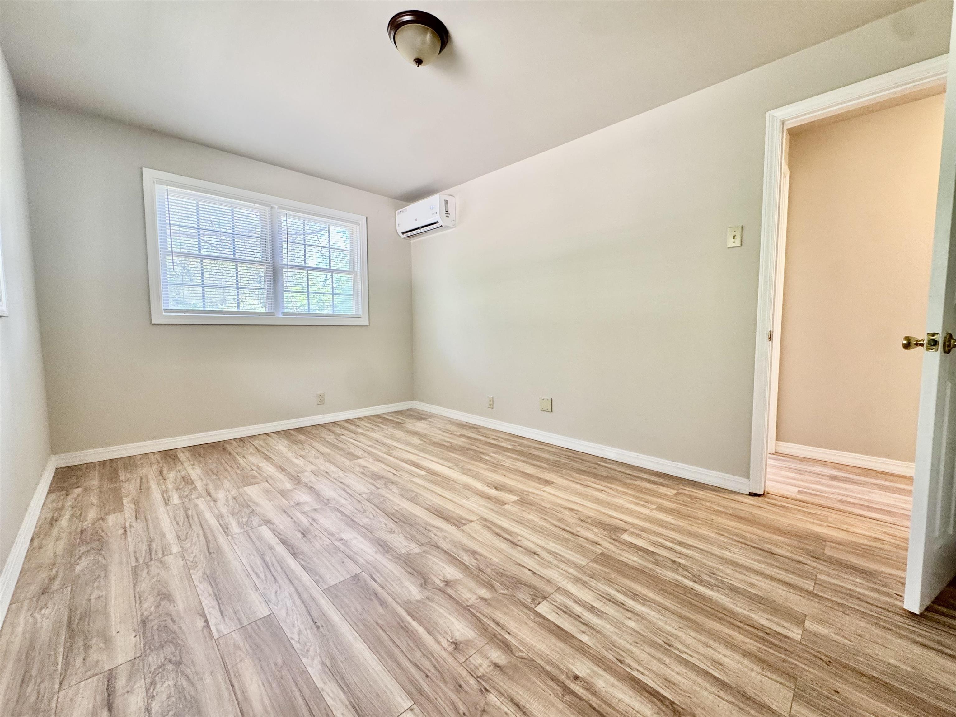 EIGHTH - Residential