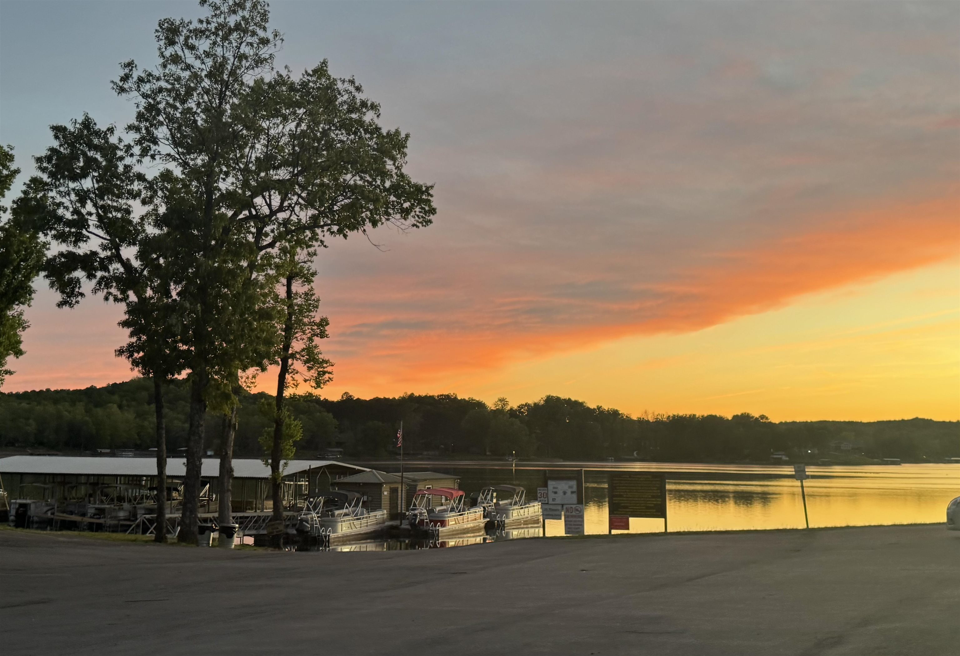 EIGHTH - Residential